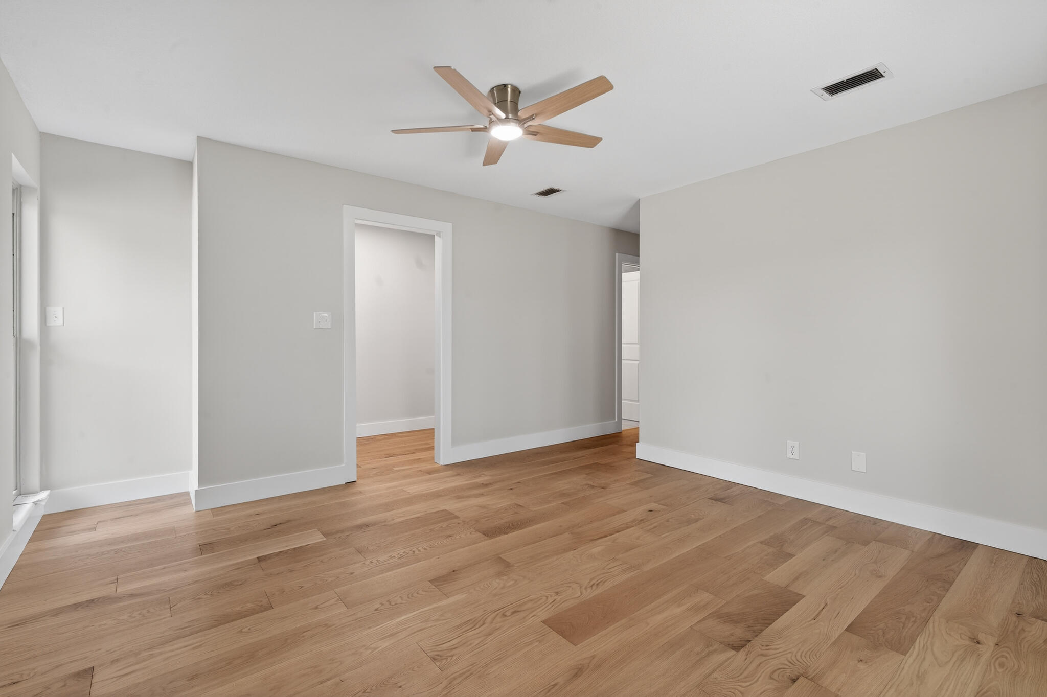 LAKE PIPPIN - Residential