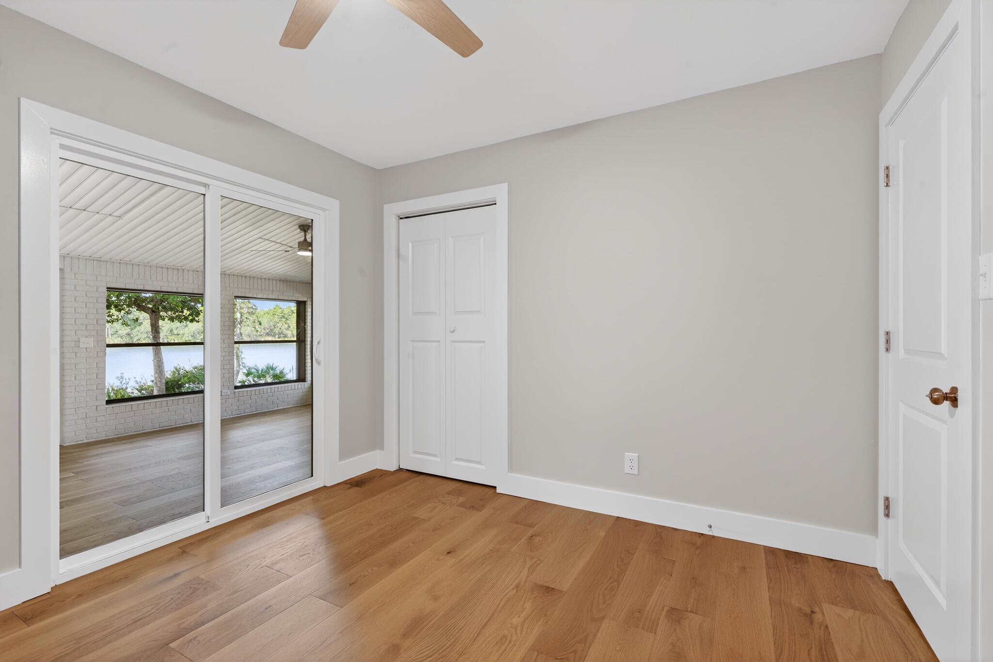 LAKE PIPPIN - Residential