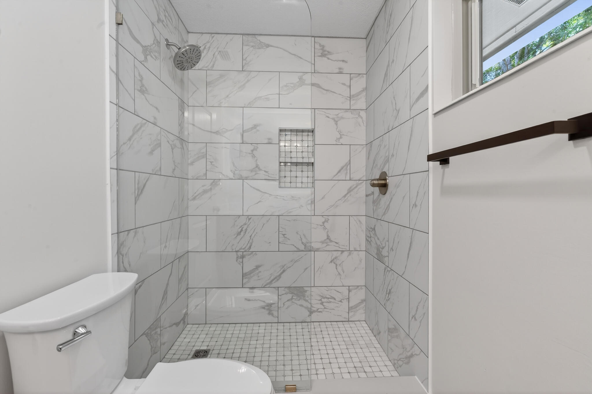 LAKE PIPPIN - Residential