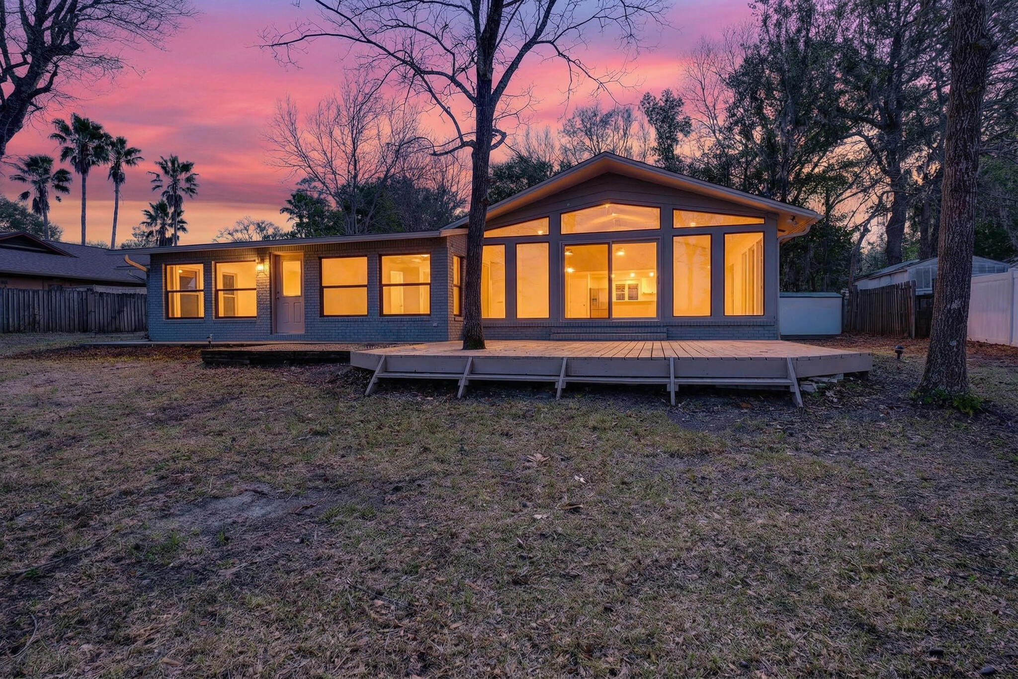 LAKE PIPPIN - Residential