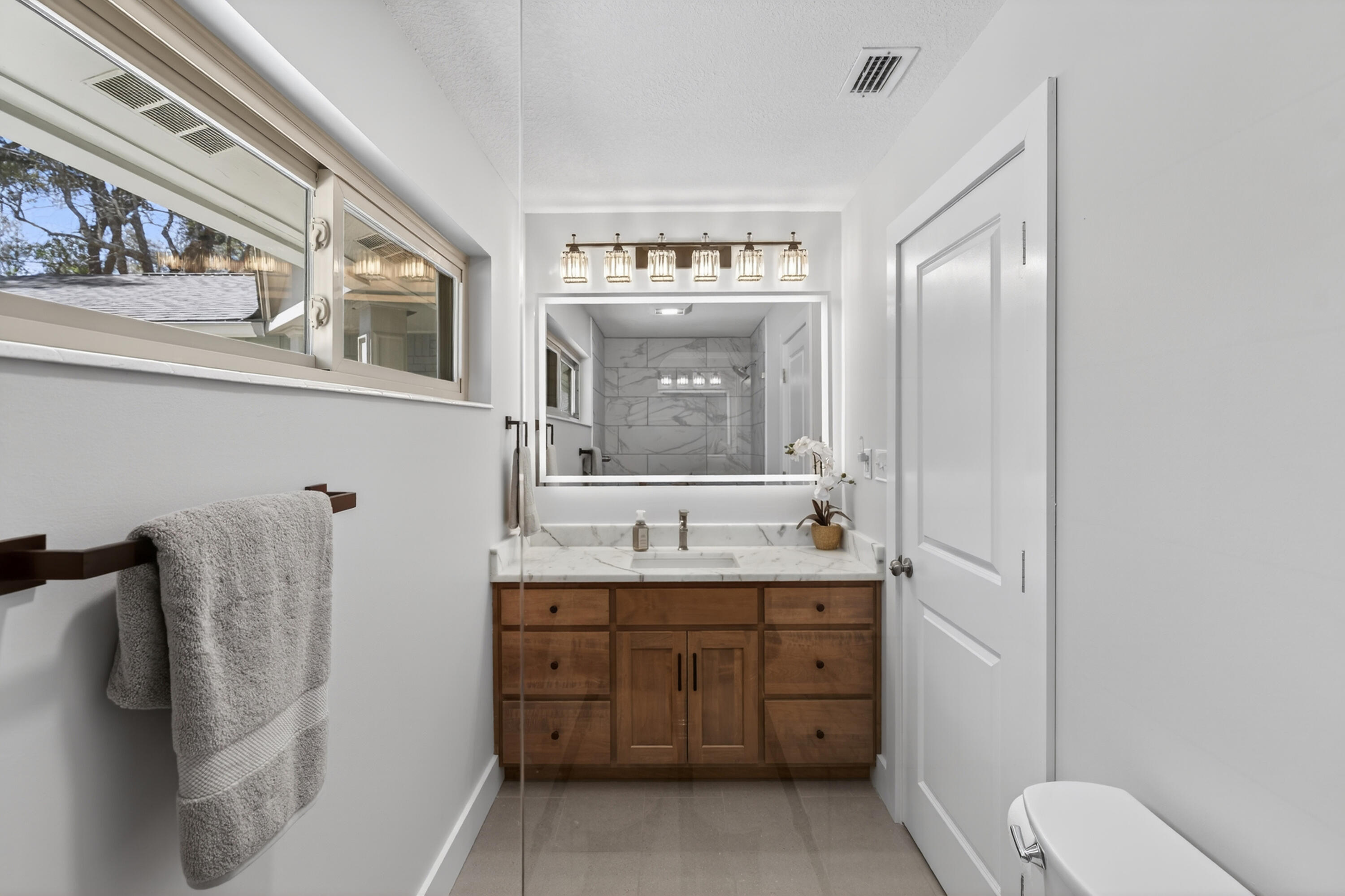 LAKE PIPPIN - Residential