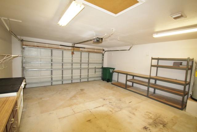 COUNTRYVIEW ESTATES 8TH ADDN - Residential