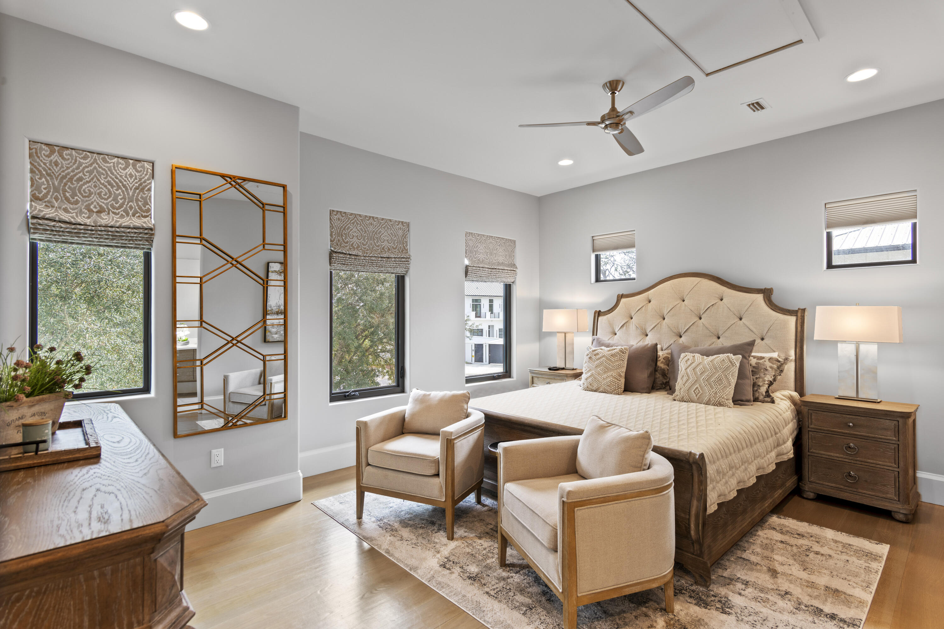 SEAGROVE VILLAGE 7TH ADD - Residential