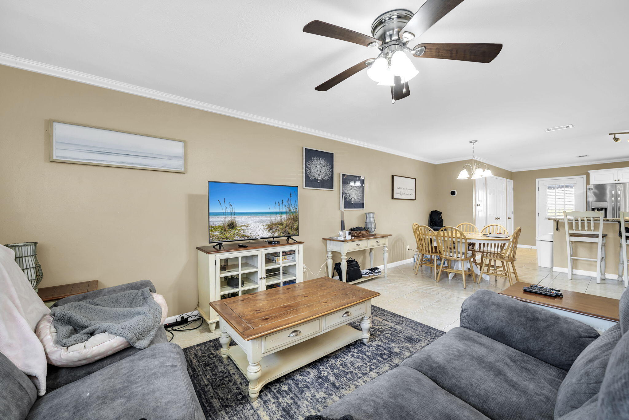 WOODLAND SHORES TOWNHOMES PHASE IV - Residential