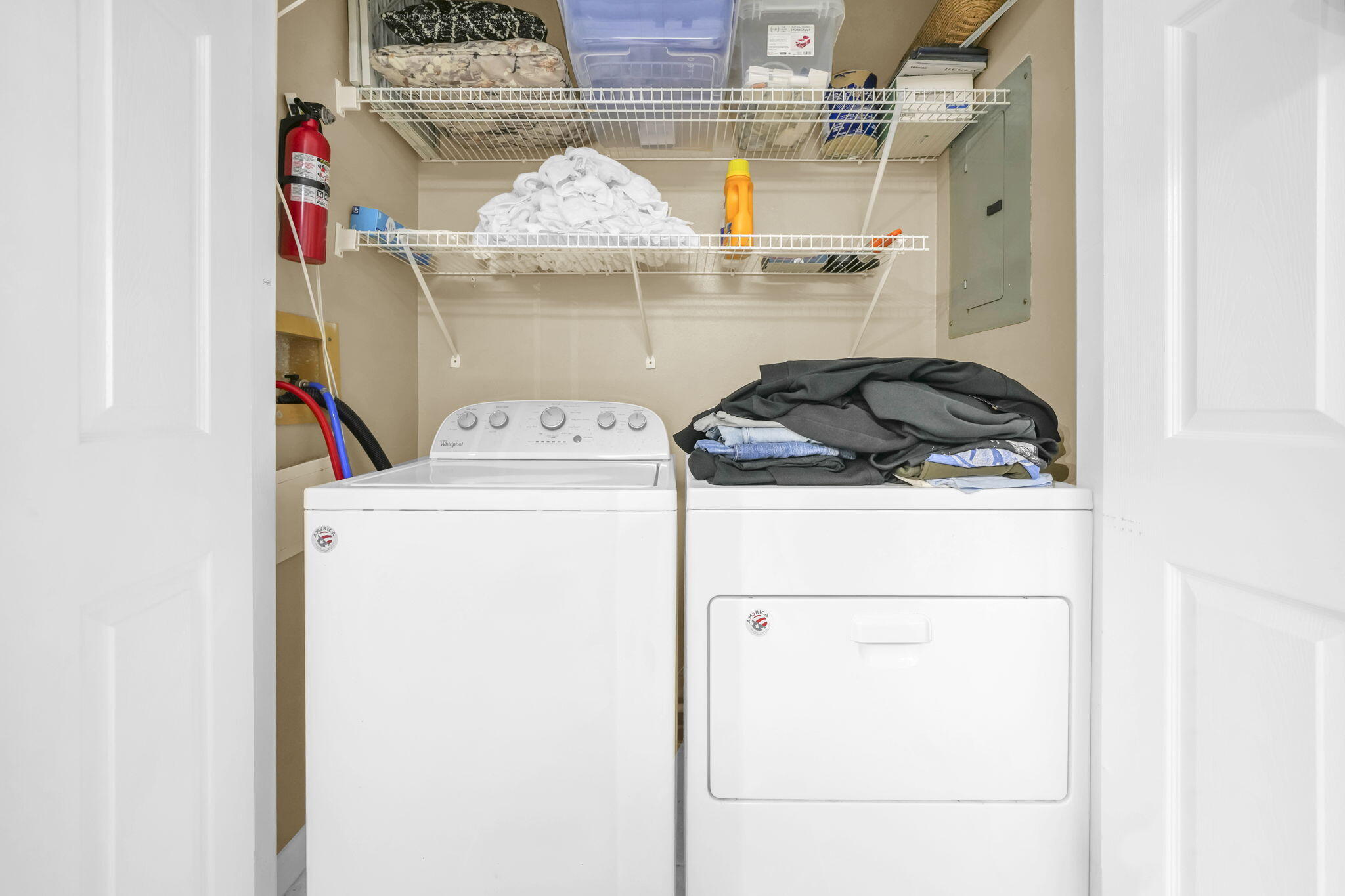 WOODLAND SHORES TOWNHOMES PHASE IV - Residential