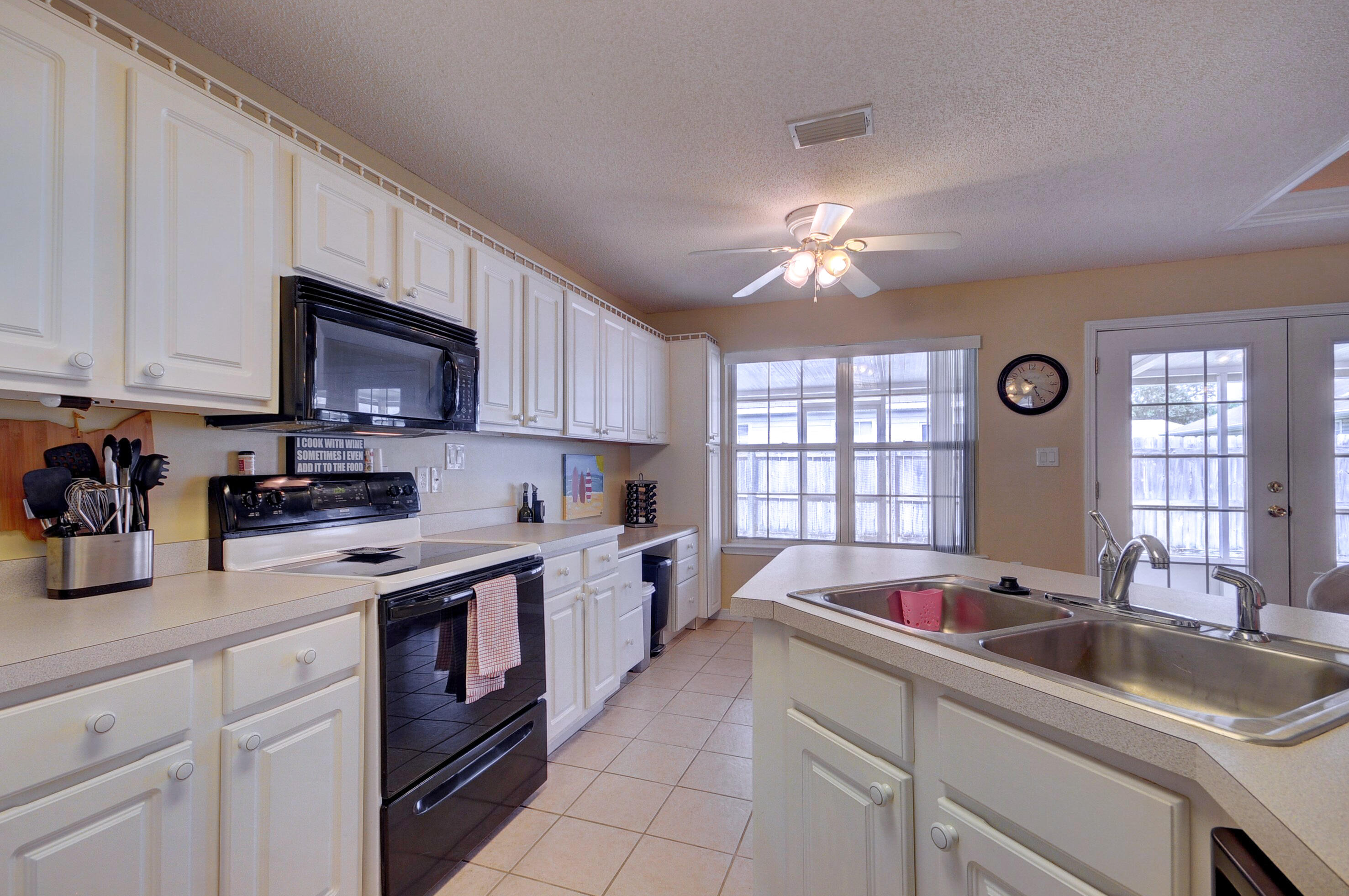 OAK PARK ESTATES - Residential