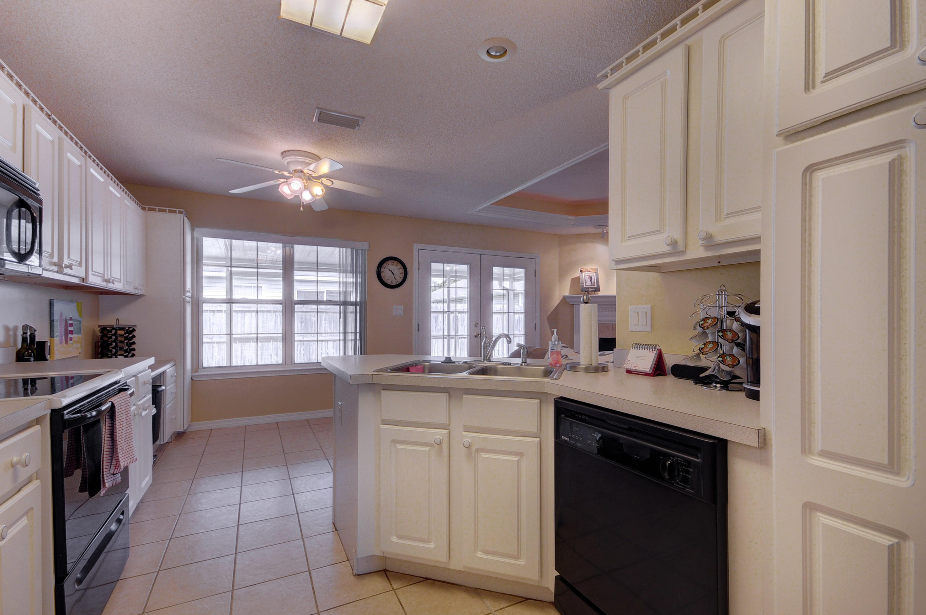 OAK PARK ESTATES - Residential