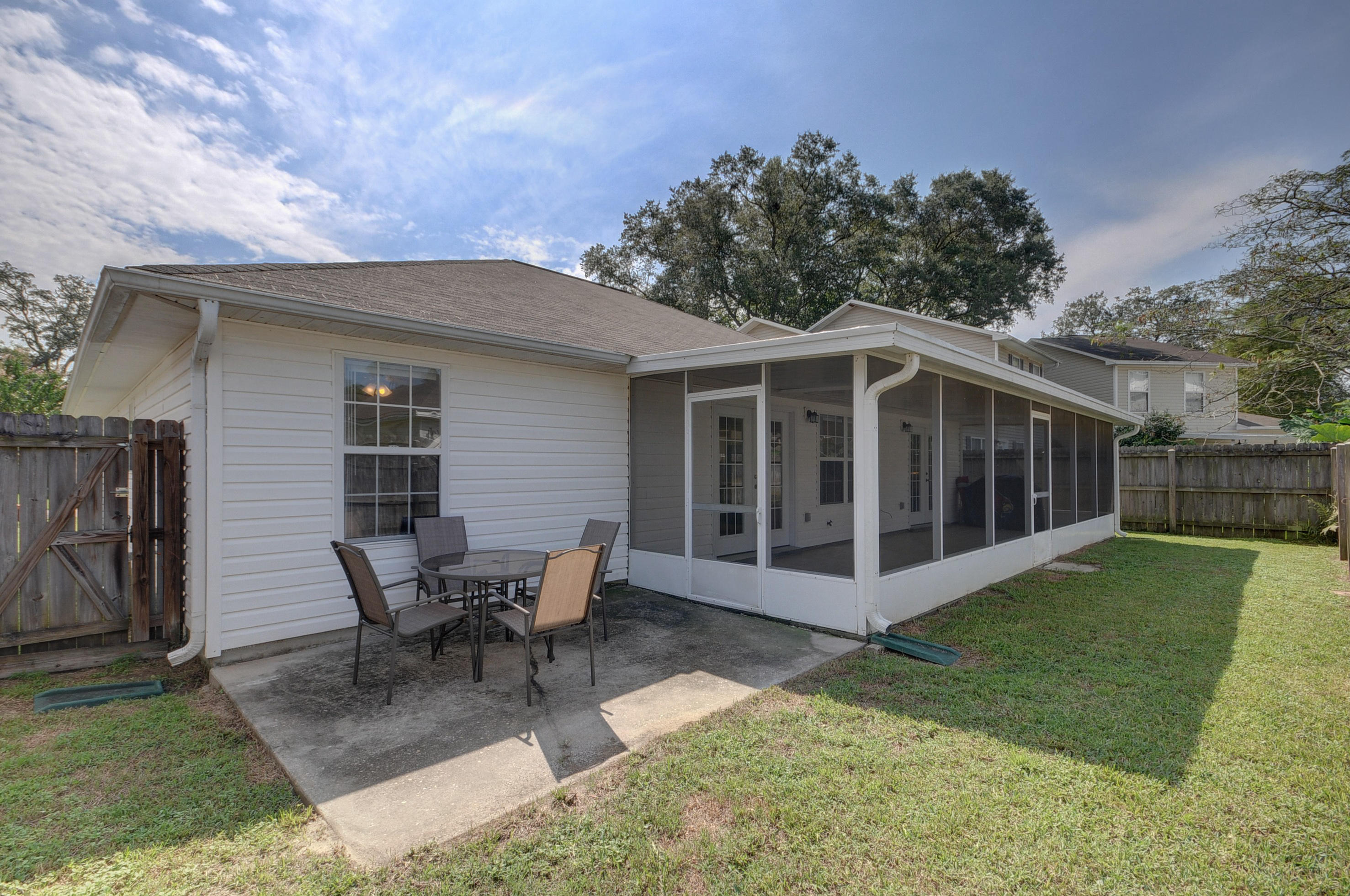 OAK PARK ESTATES - Residential