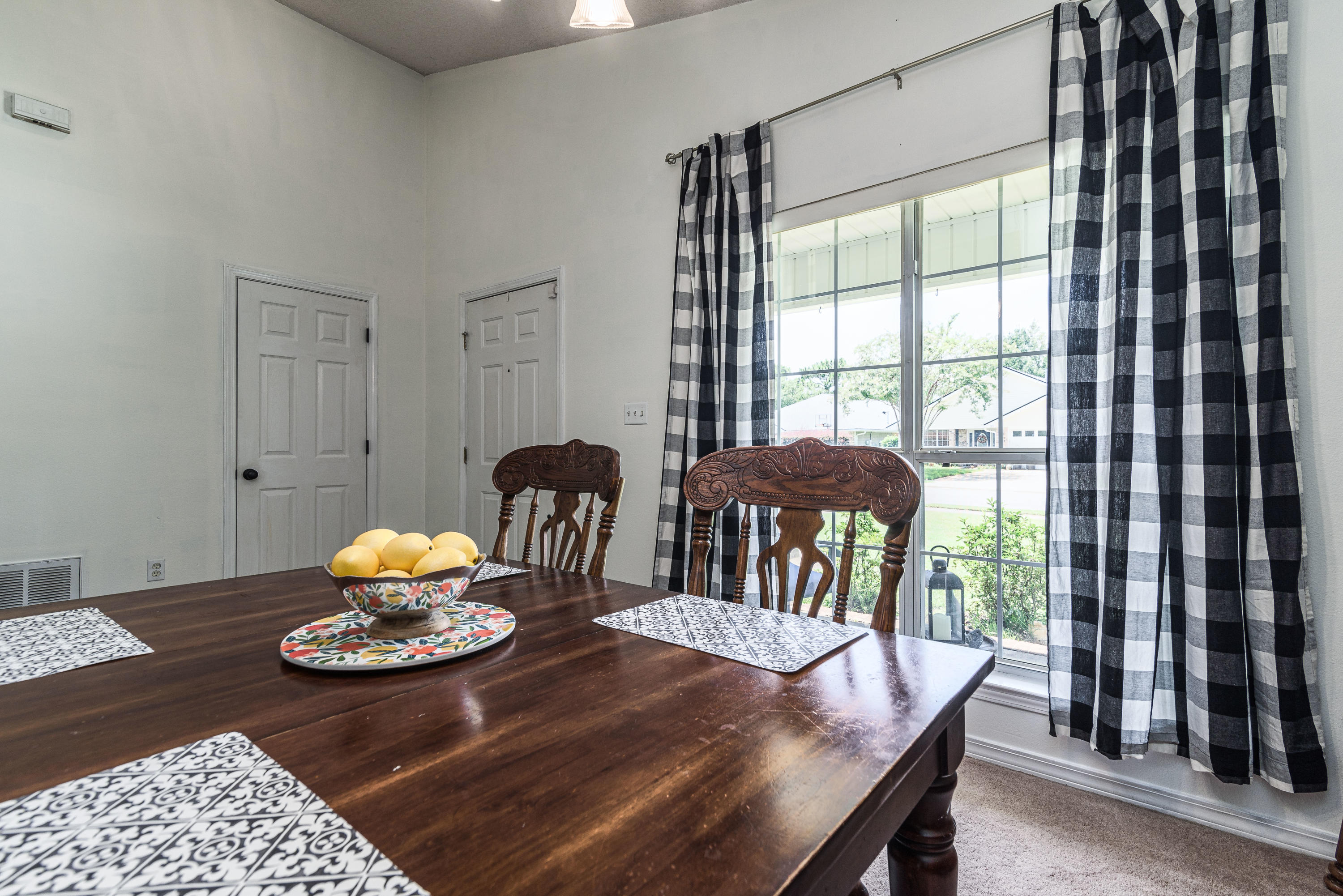 EMERALD VILLAGE S/D - Residential