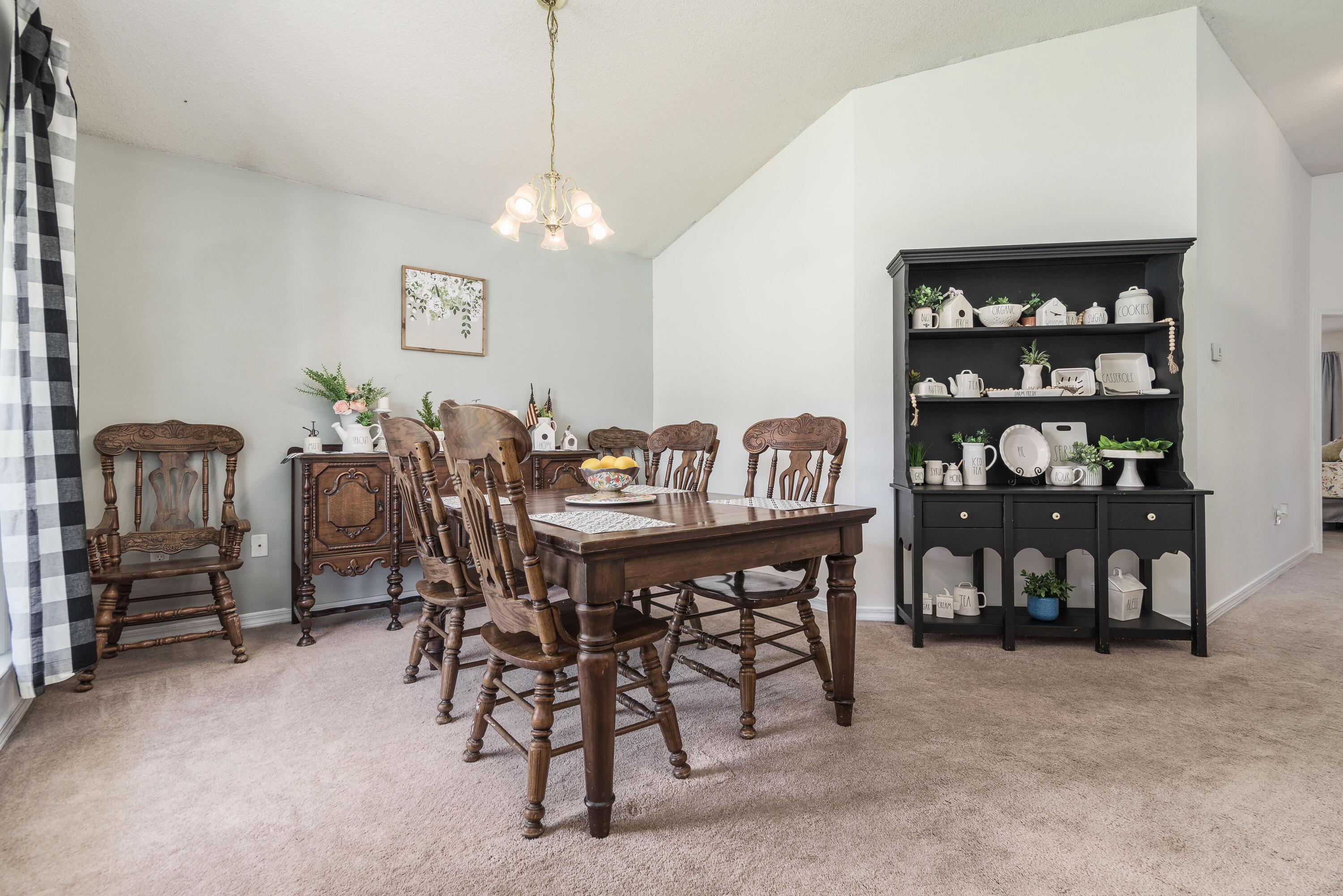 EMERALD VILLAGE S/D - Residential