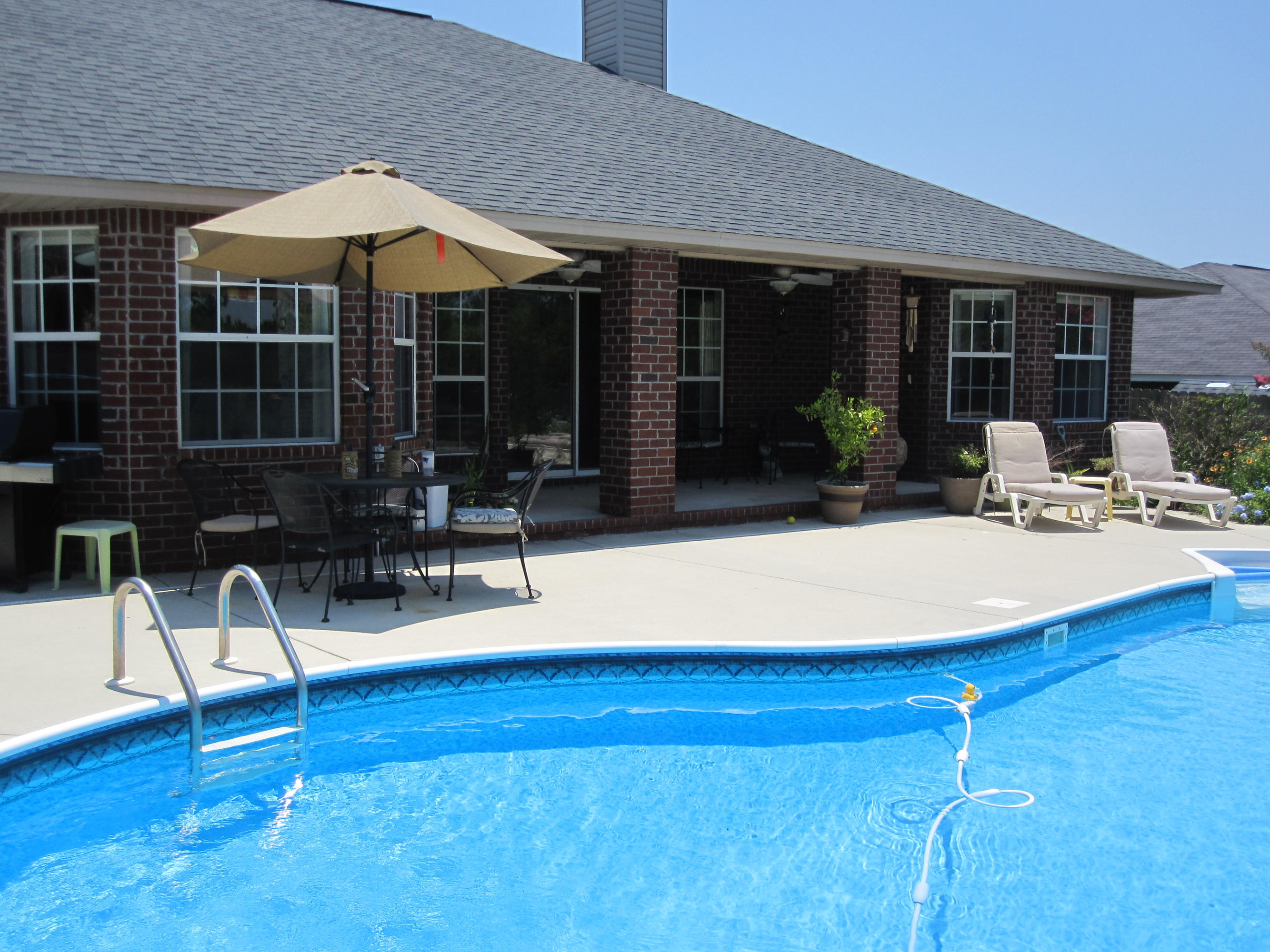 QUAYSIDE VILLAGE PH III - Residential