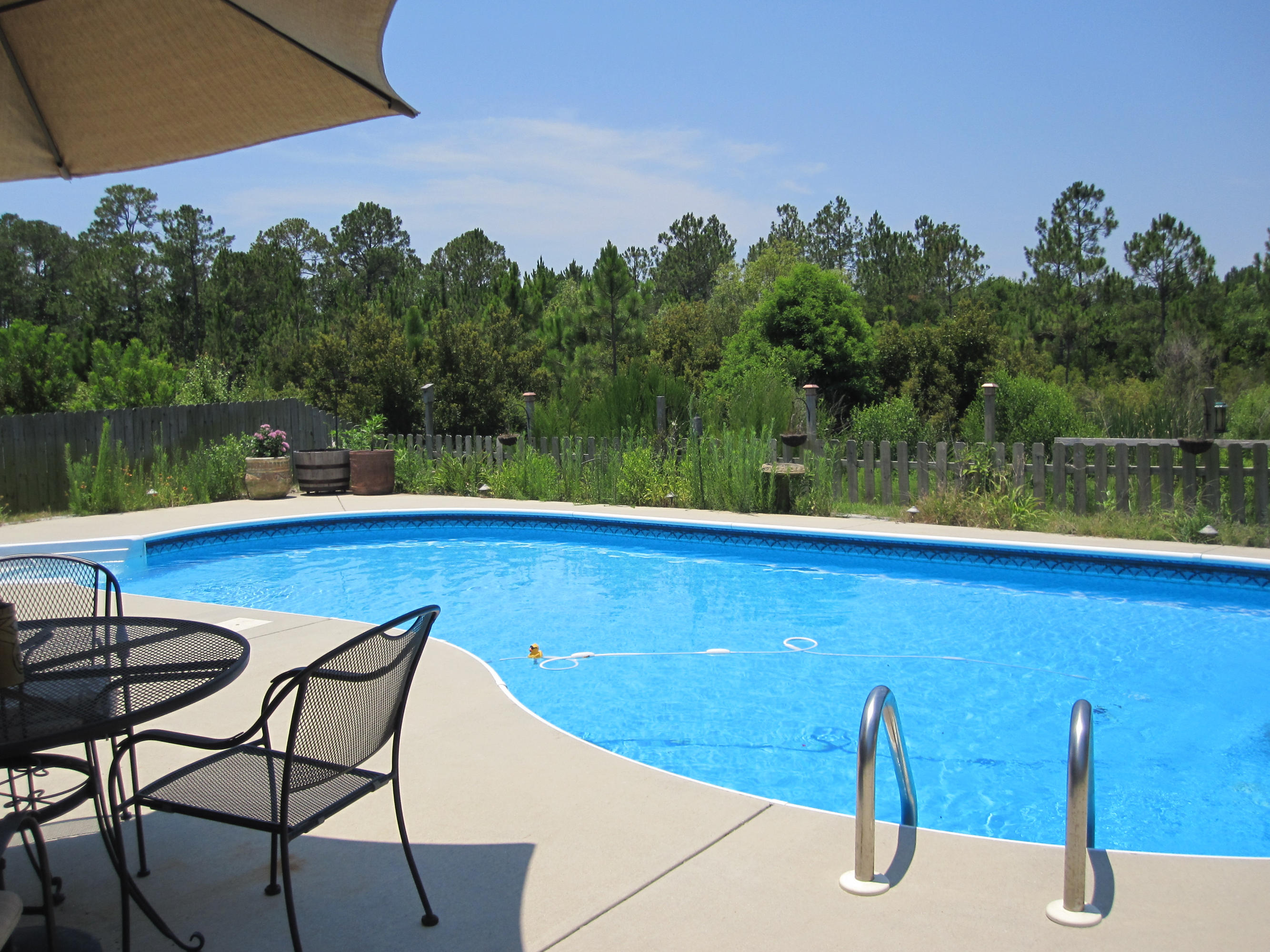 QUAYSIDE VILLAGE PH III - Residential