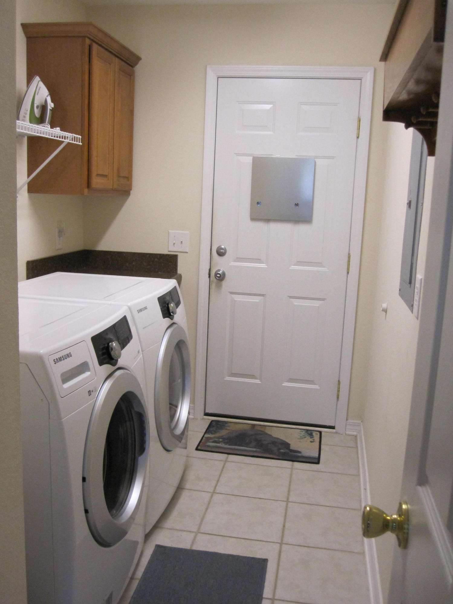 QUAYSIDE VILLAGE PH III - Residential