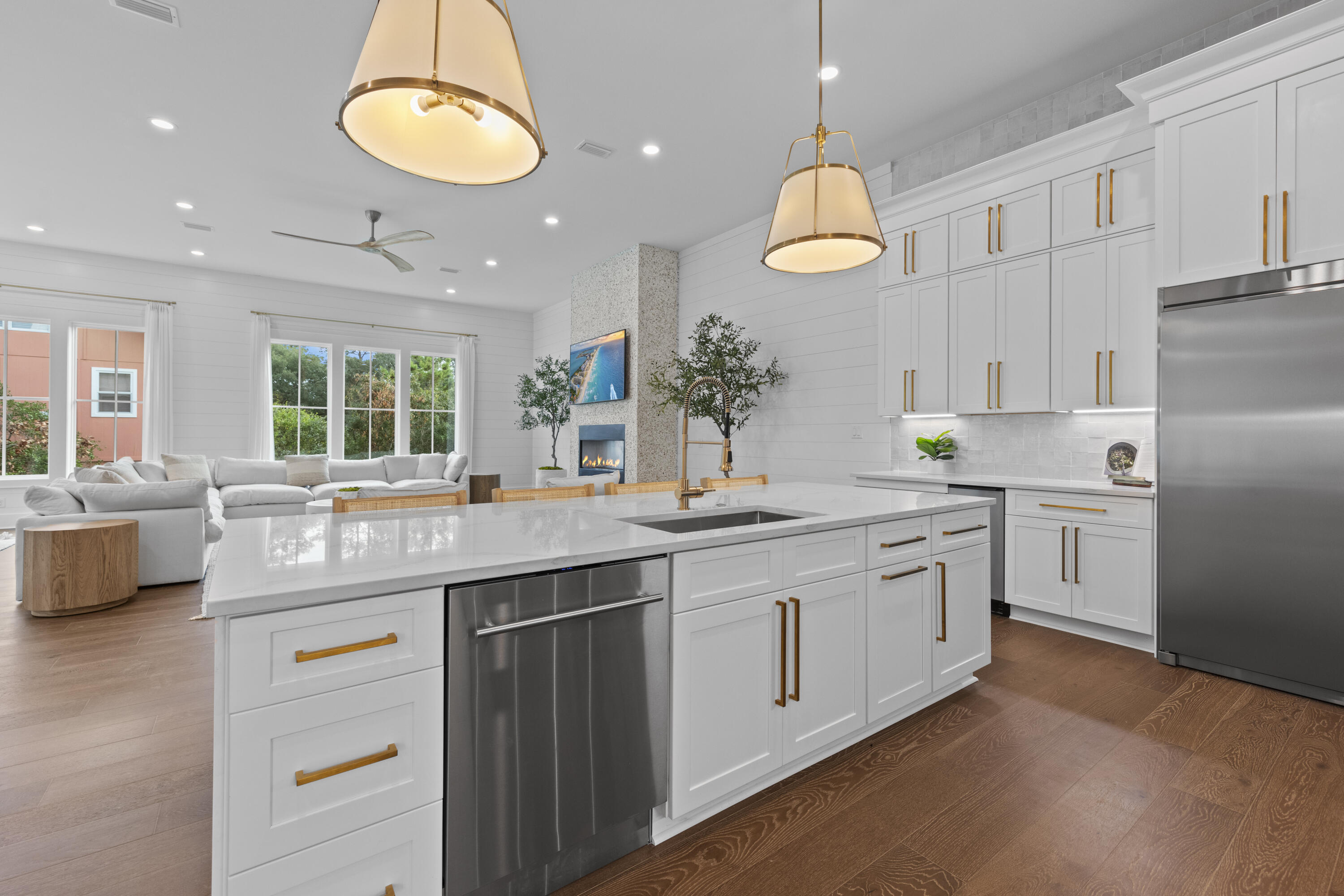 GULFVIEW HEIGHTS 1ST ADDN - Residential
