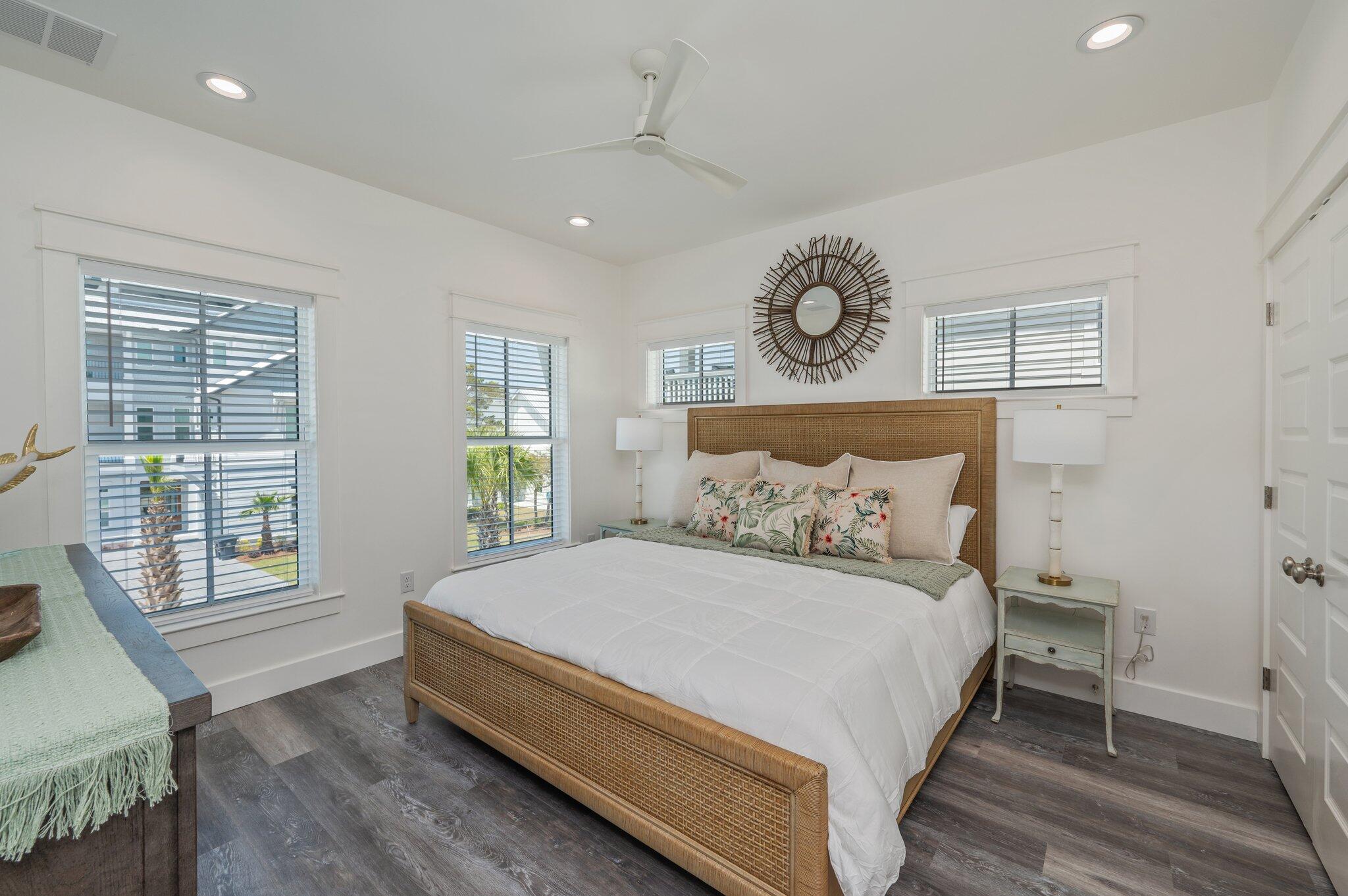 MOCKINGBIRD ESTATES - Residential