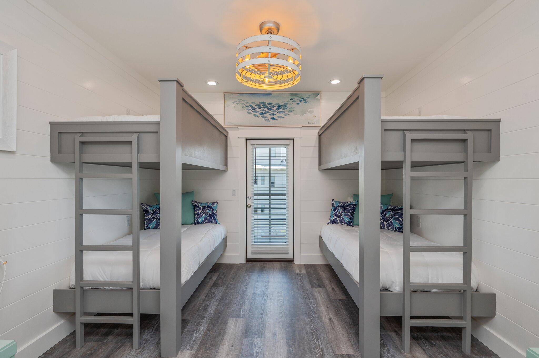 MOCKINGBIRD ESTATES - Residential