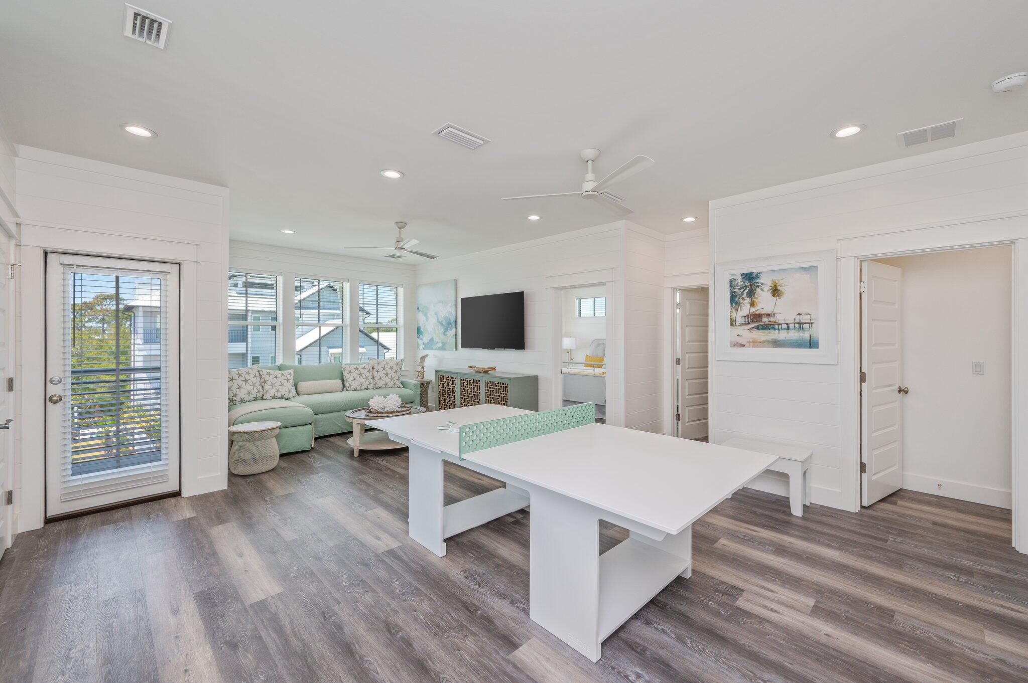 MOCKINGBIRD ESTATES - Residential