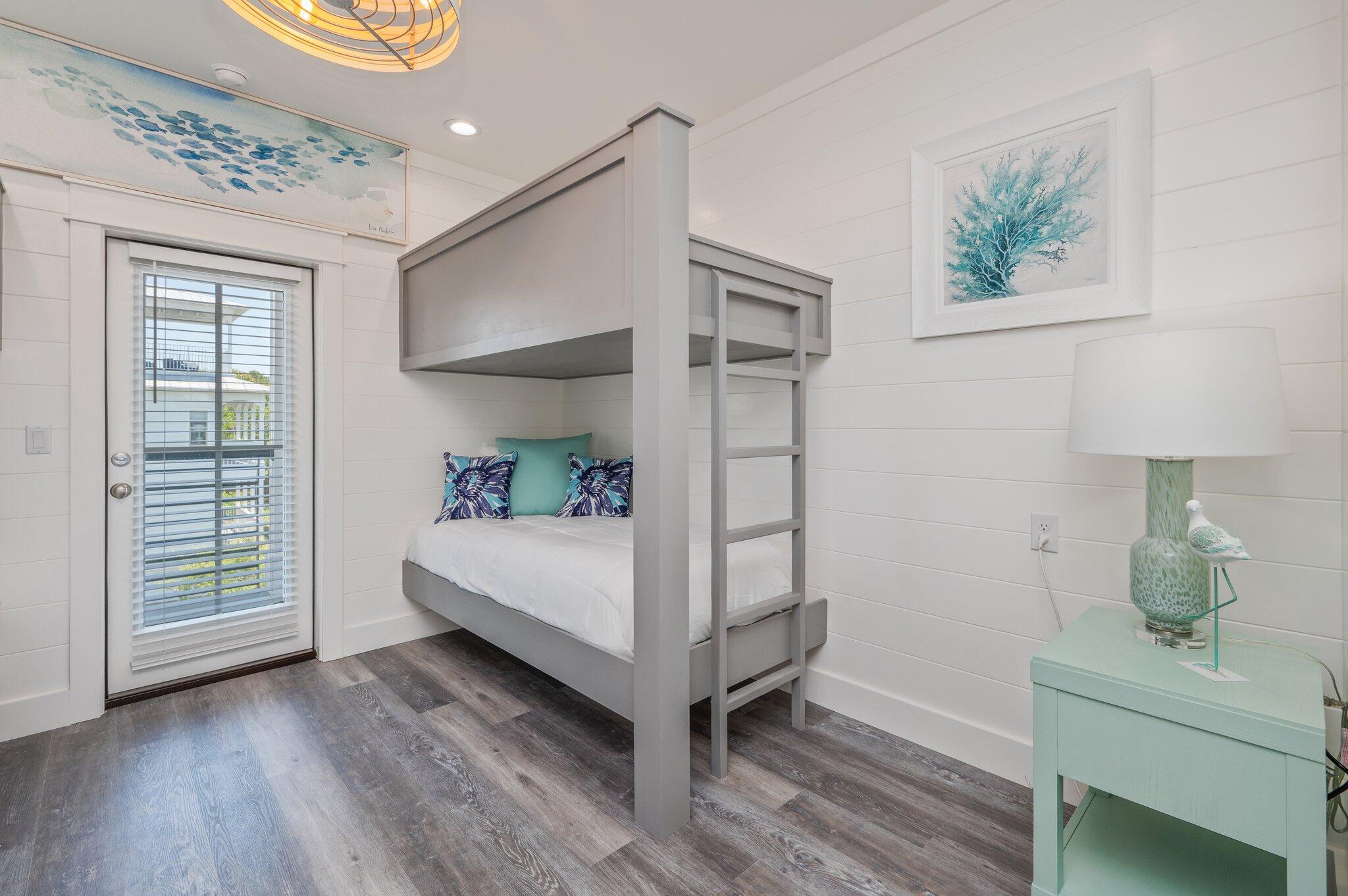 MOCKINGBIRD ESTATES - Residential