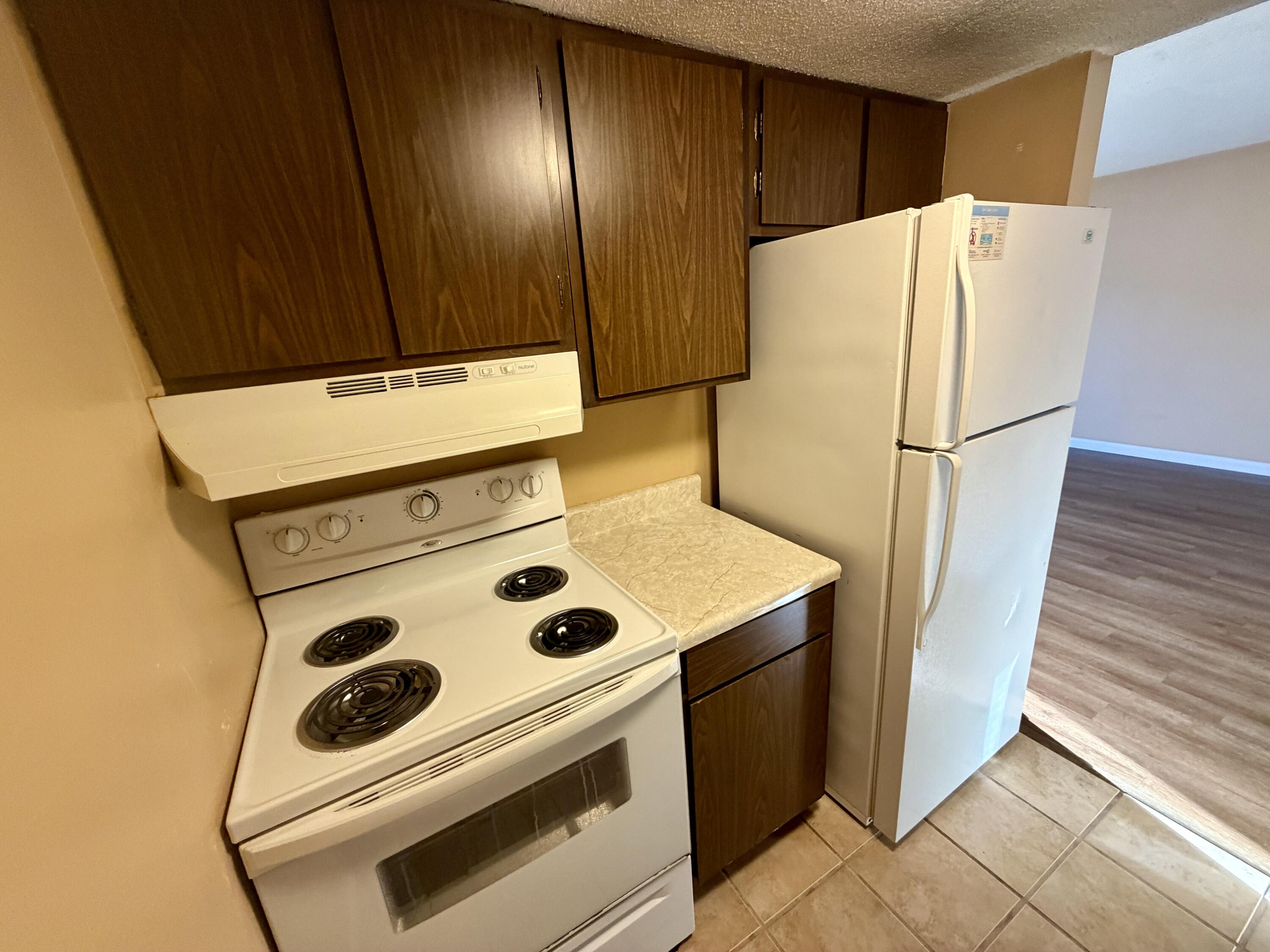 COLLEGE PARK CONDO - Residential Lease