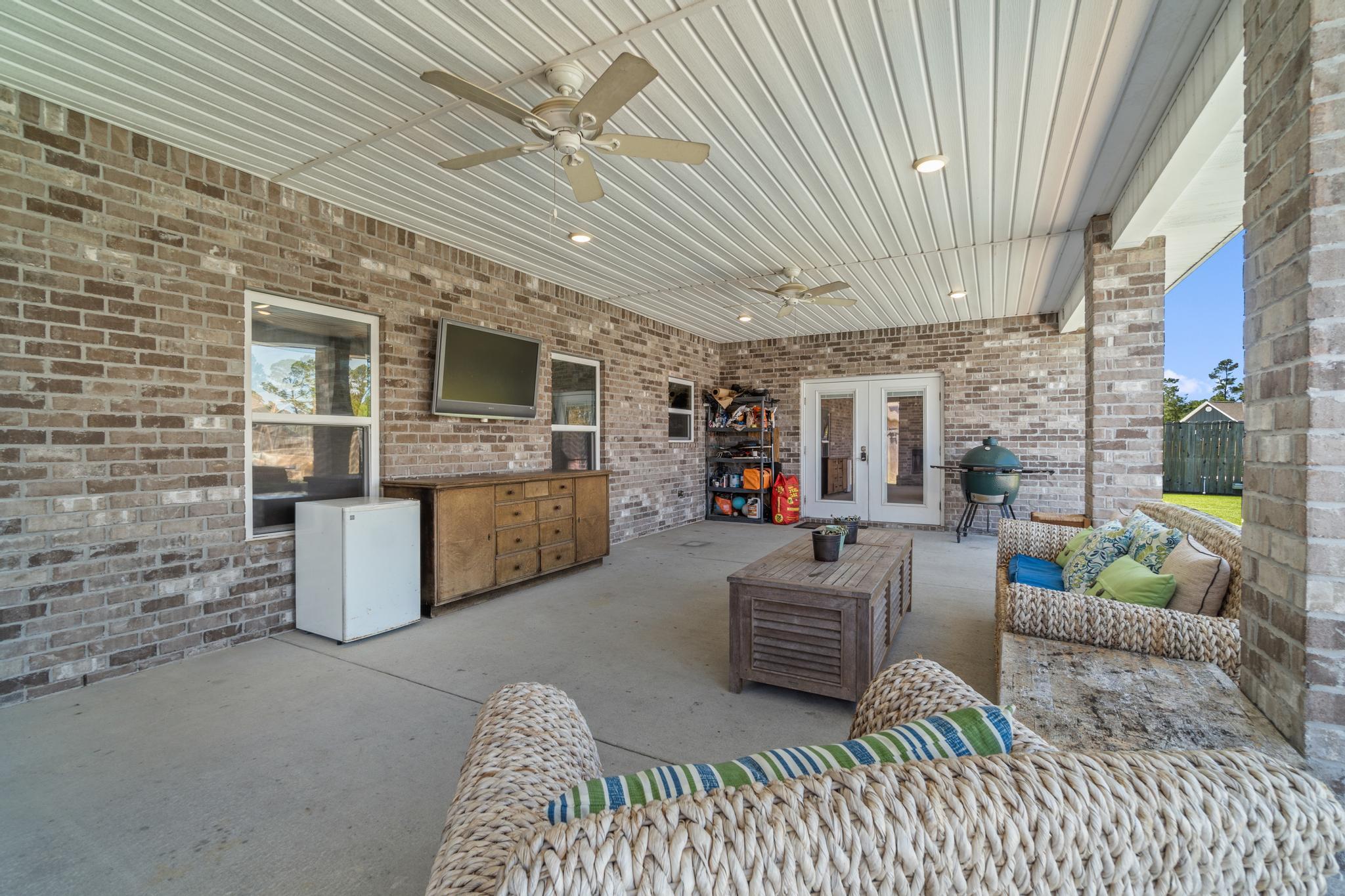 TREASURE ISLE ESTATES - Residential