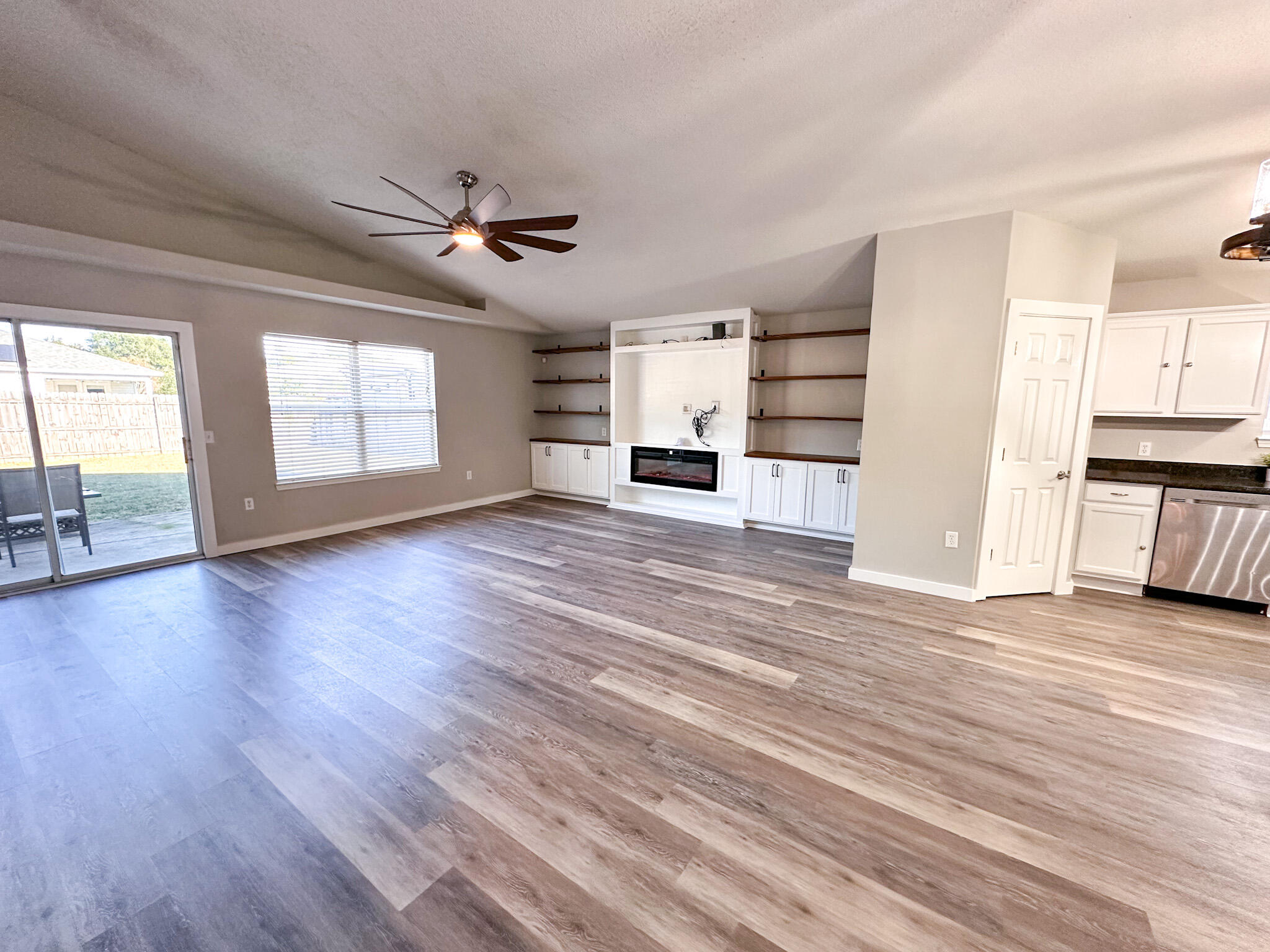 REDSTONE ESTATES - Residential