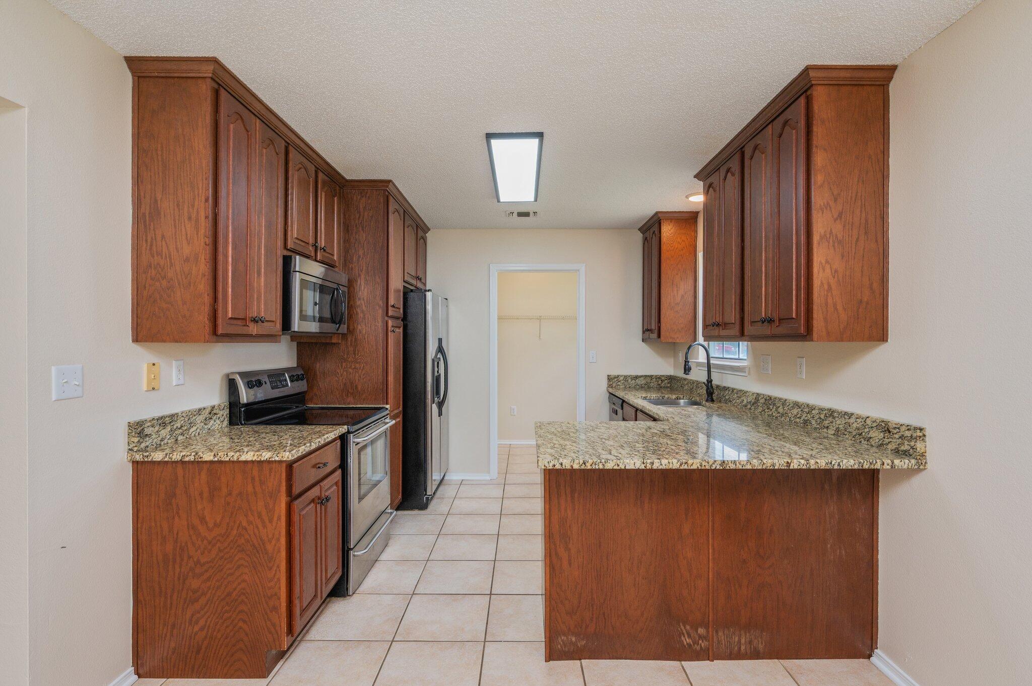 CORONADO VILLAGE PH 2 - Residential Lease