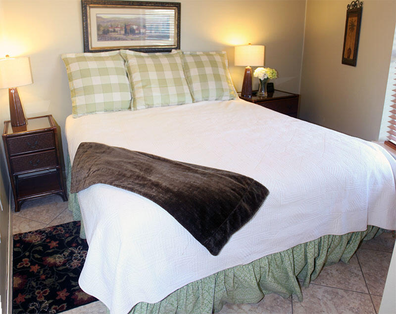 MARAVILLA CONDO 1 - Residential