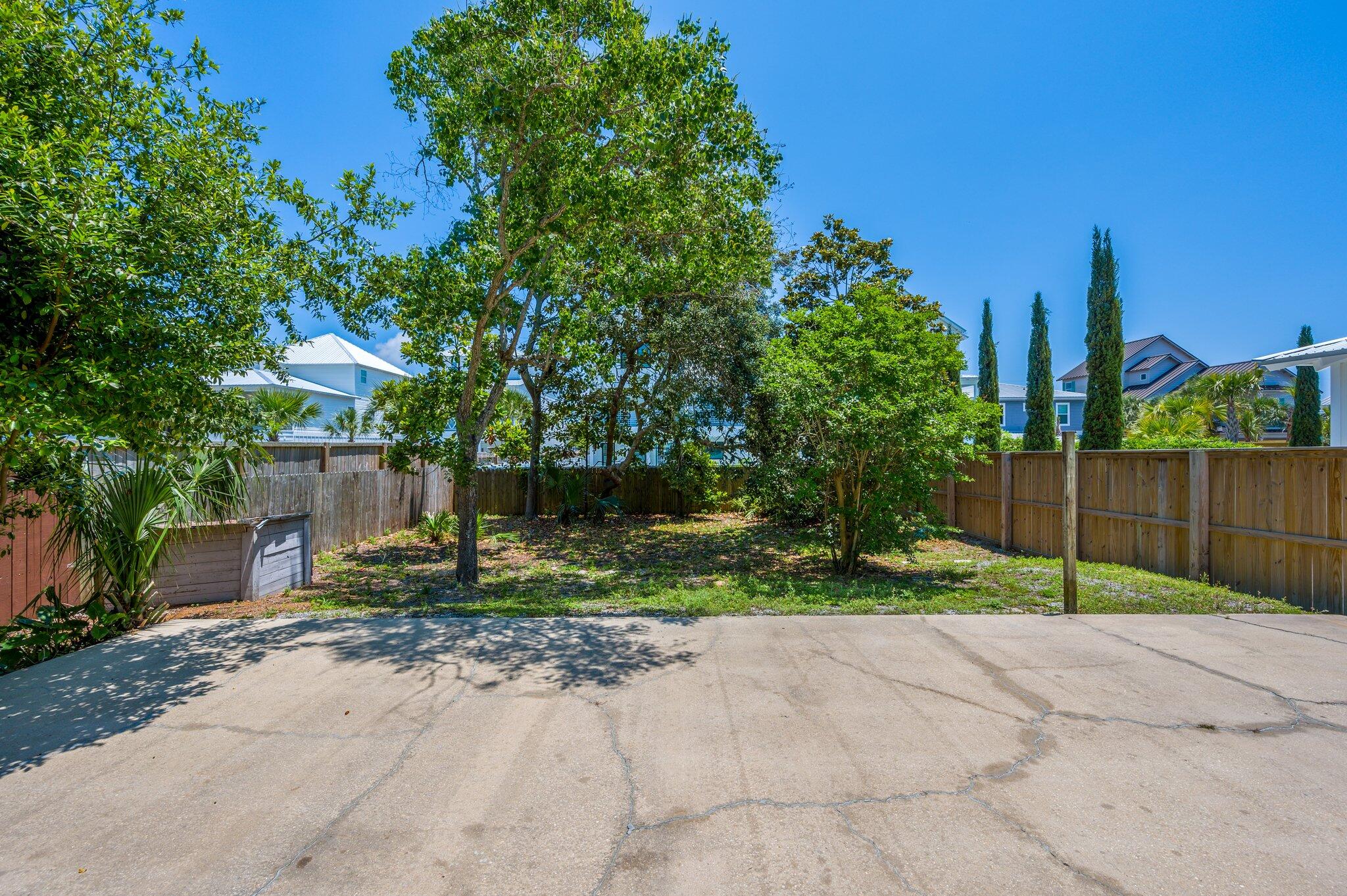 CRYSTAL BEACH - Residential