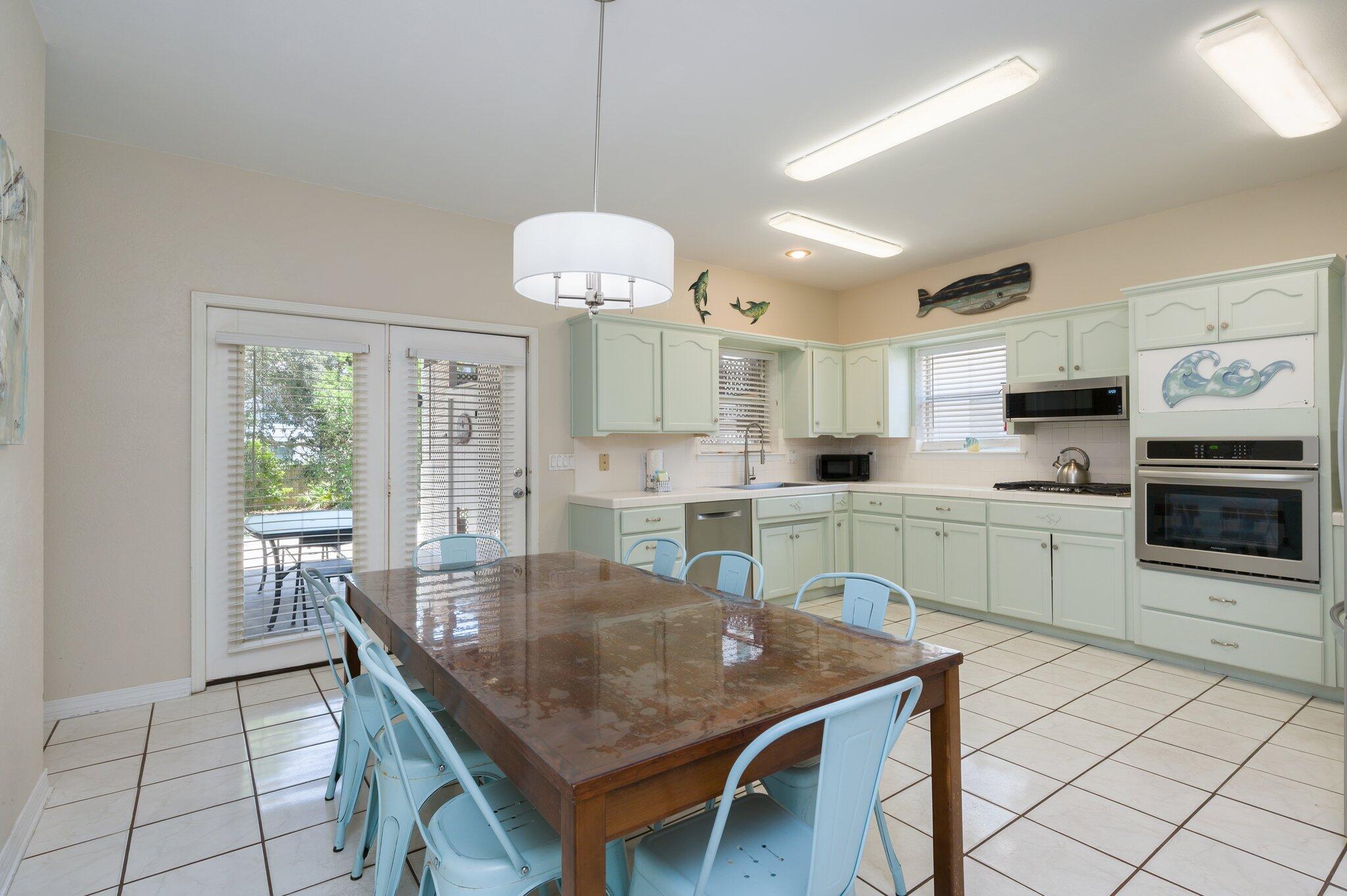 CRYSTAL BEACH - Residential