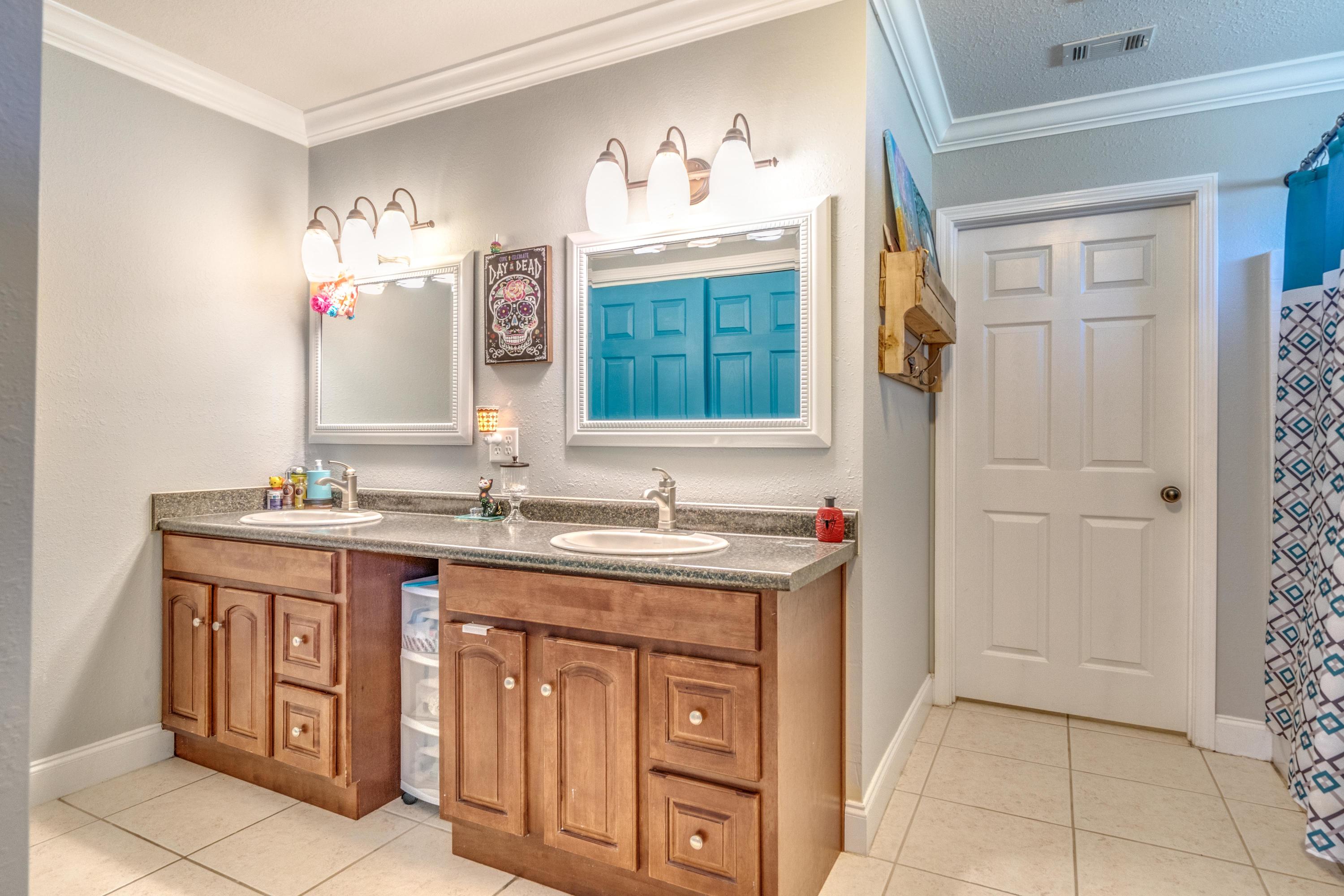 LEE FARMS PH I - Residential