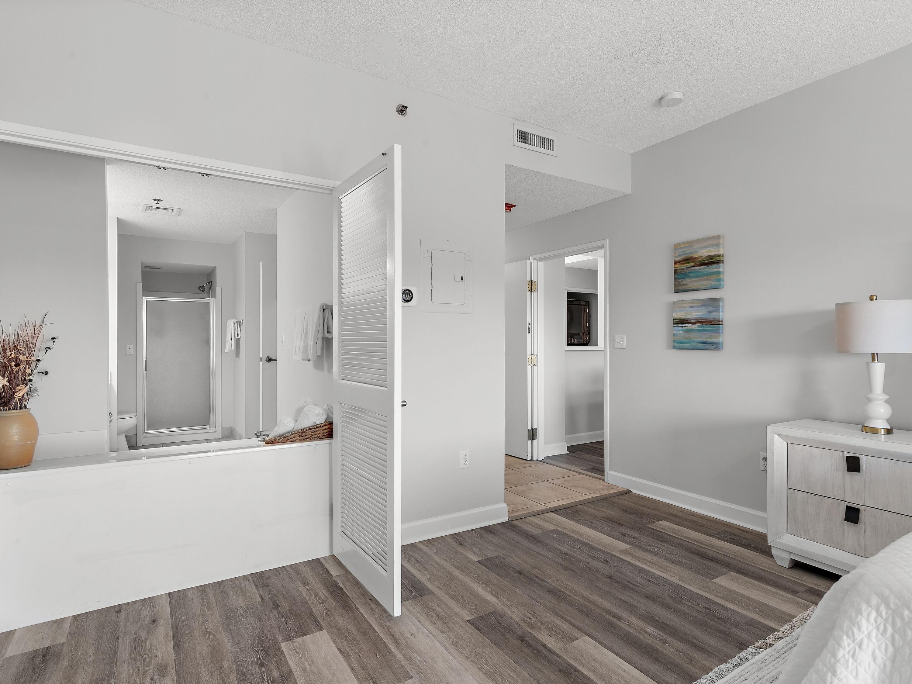 SUMMIT AT TOPS'L (THE) - Residential