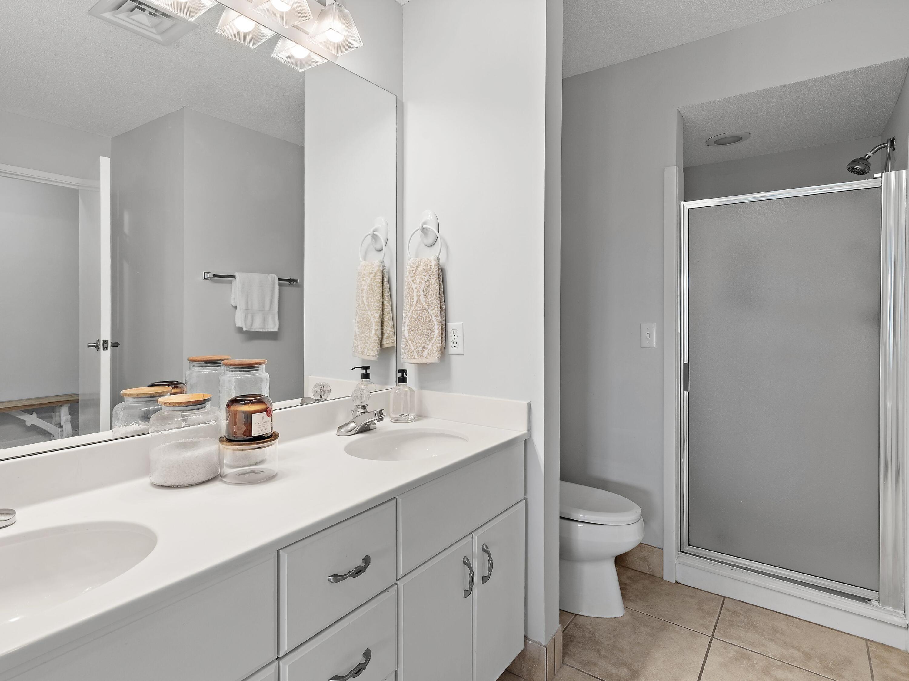 SUMMIT AT TOPS'L (THE) - Residential