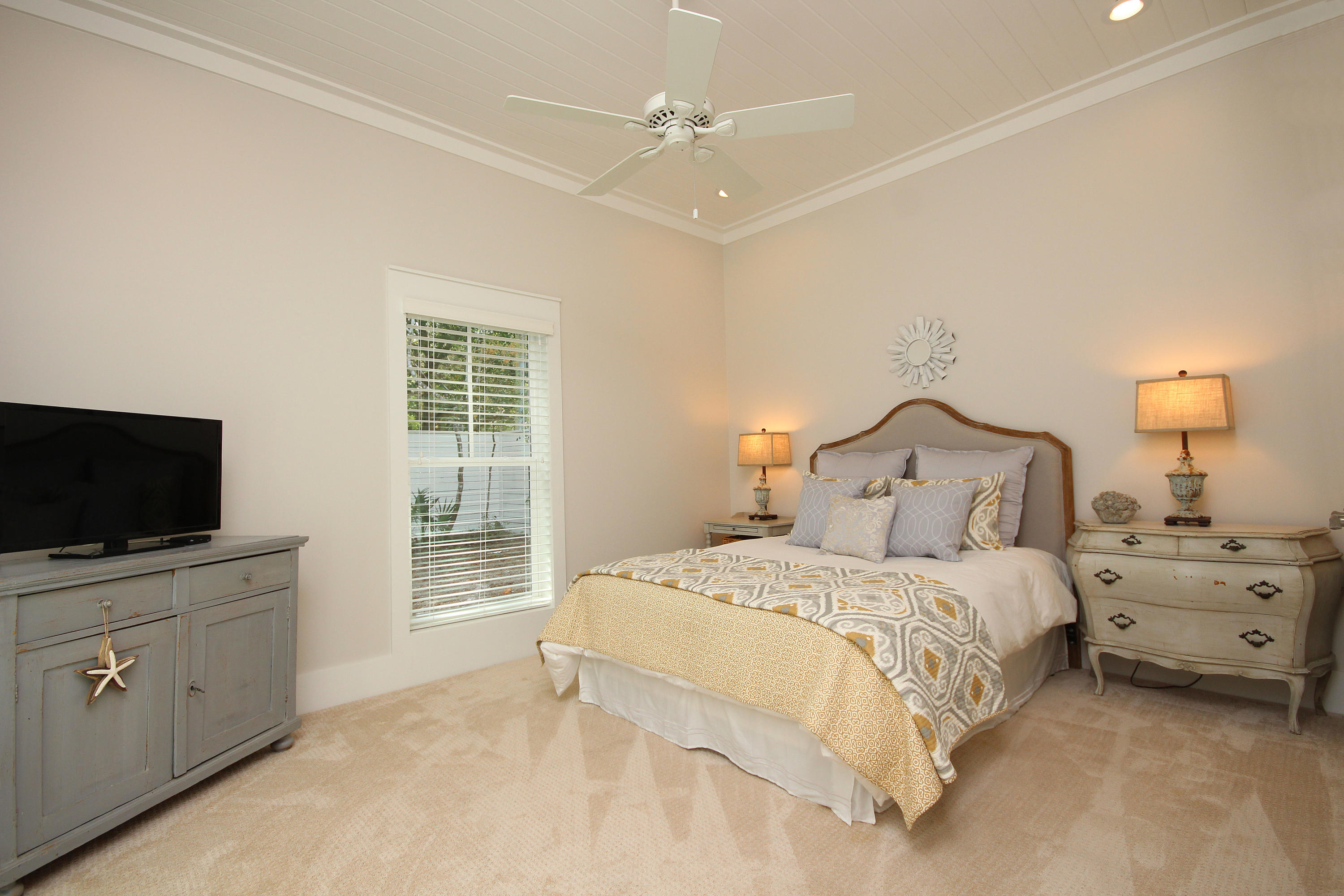 SEAGROVE 5TH ADDN - Residential