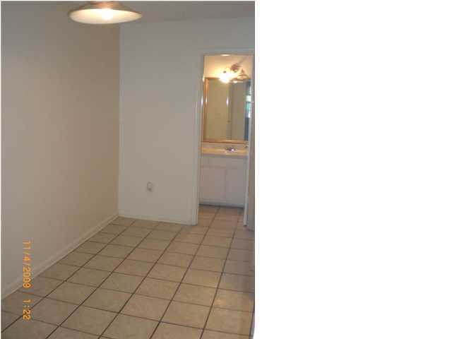OAK WOOD T/H AMEND - Residential Lease