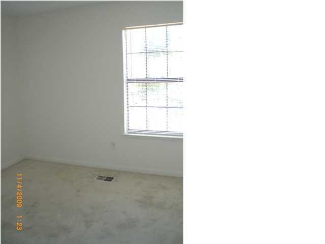 OAK WOOD T/H AMEND - Residential Lease