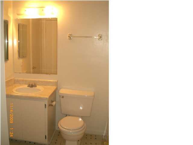 OAK WOOD T/H AMEND - Residential Lease