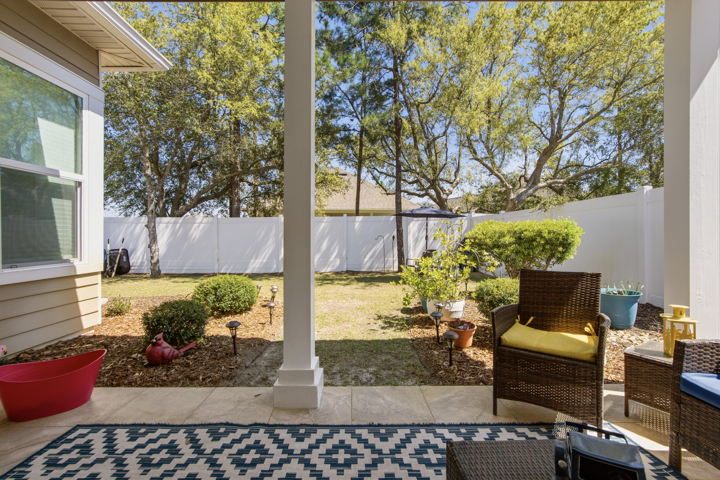 PARADISE COVE - Residential