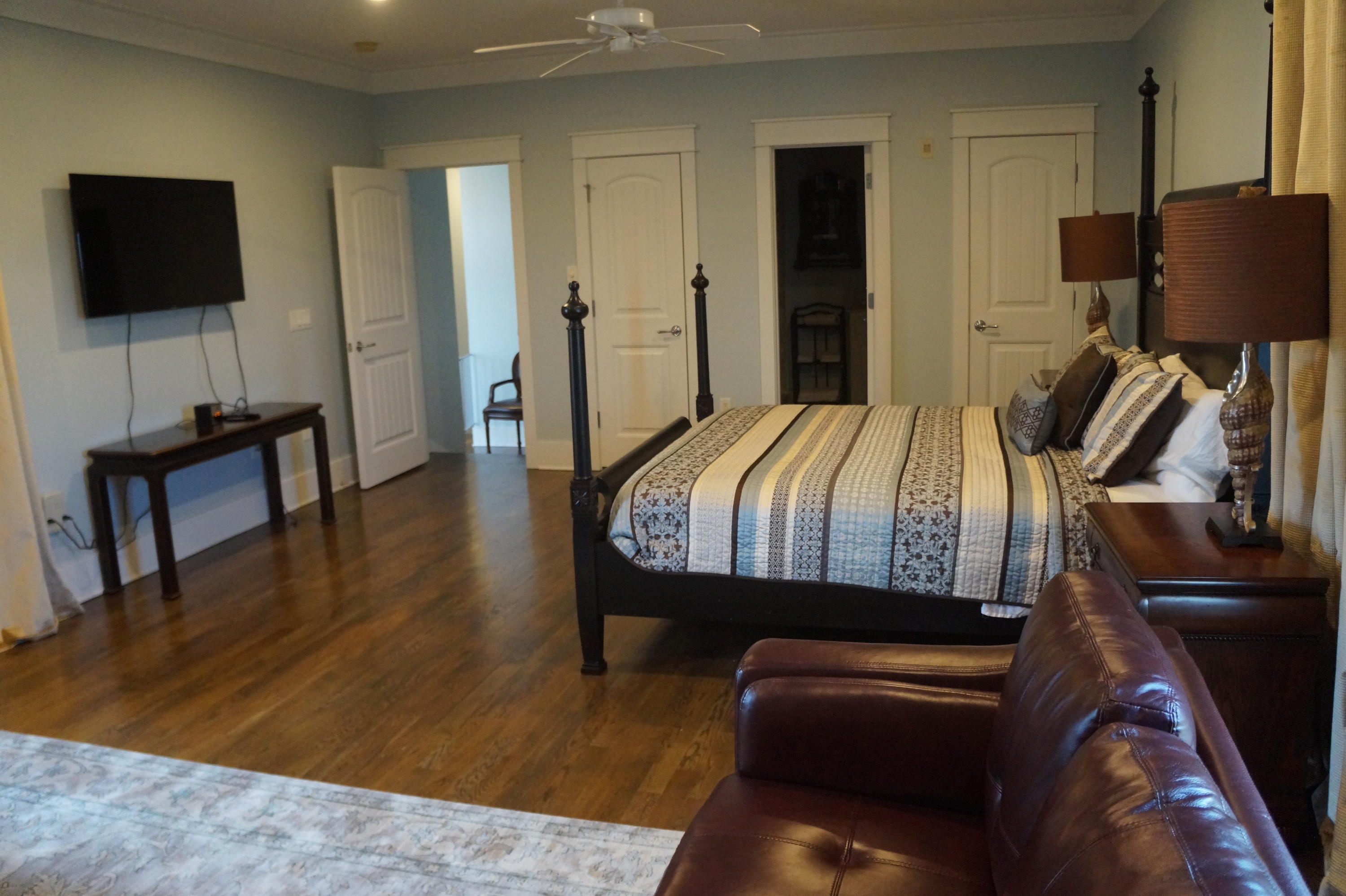 EASTERN LAKE VILLAGE - Residential