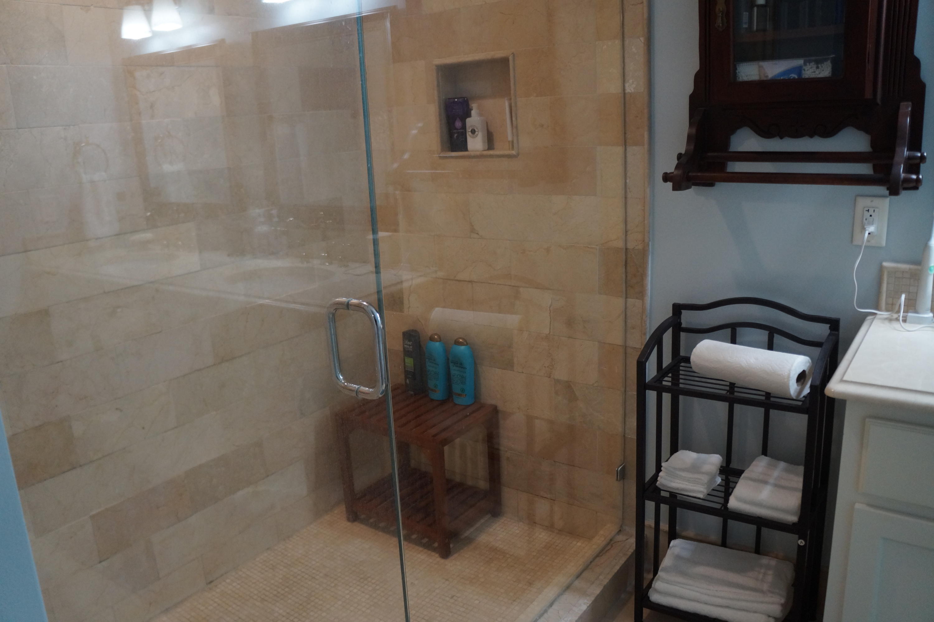 EASTERN LAKE VILLAGE - Residential