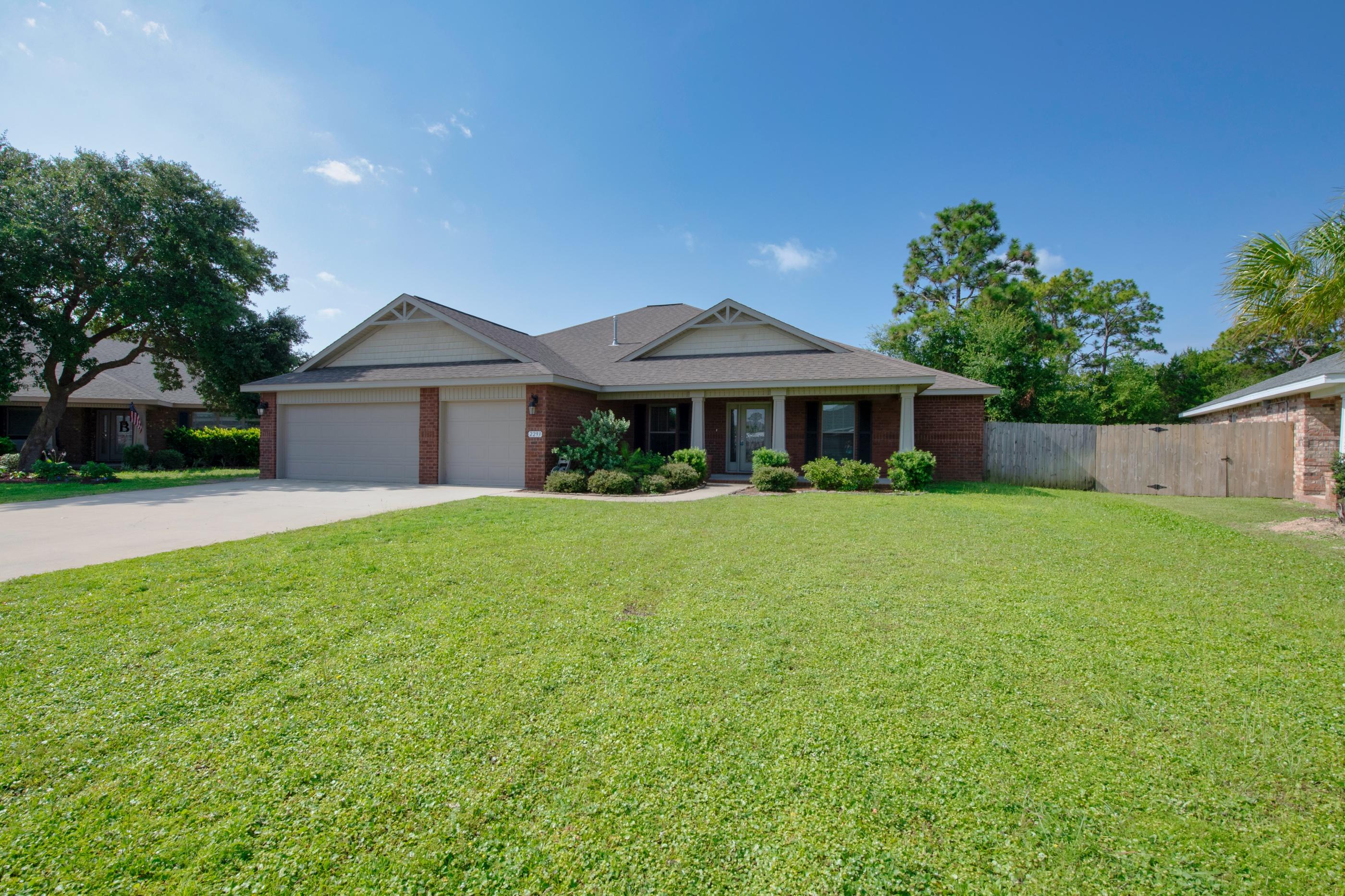 THE MEADOWS - Residential