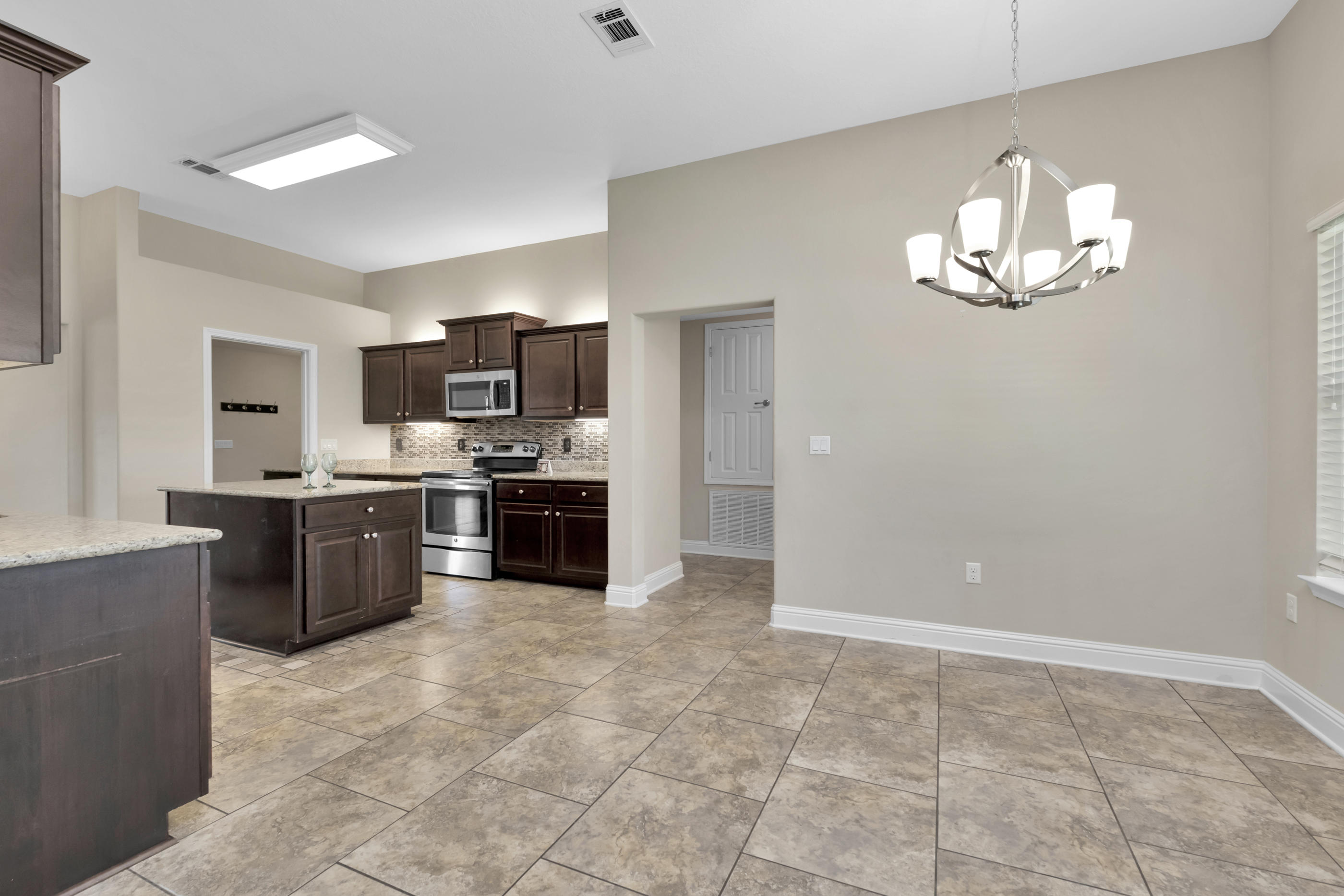 THE MEADOWS - Residential