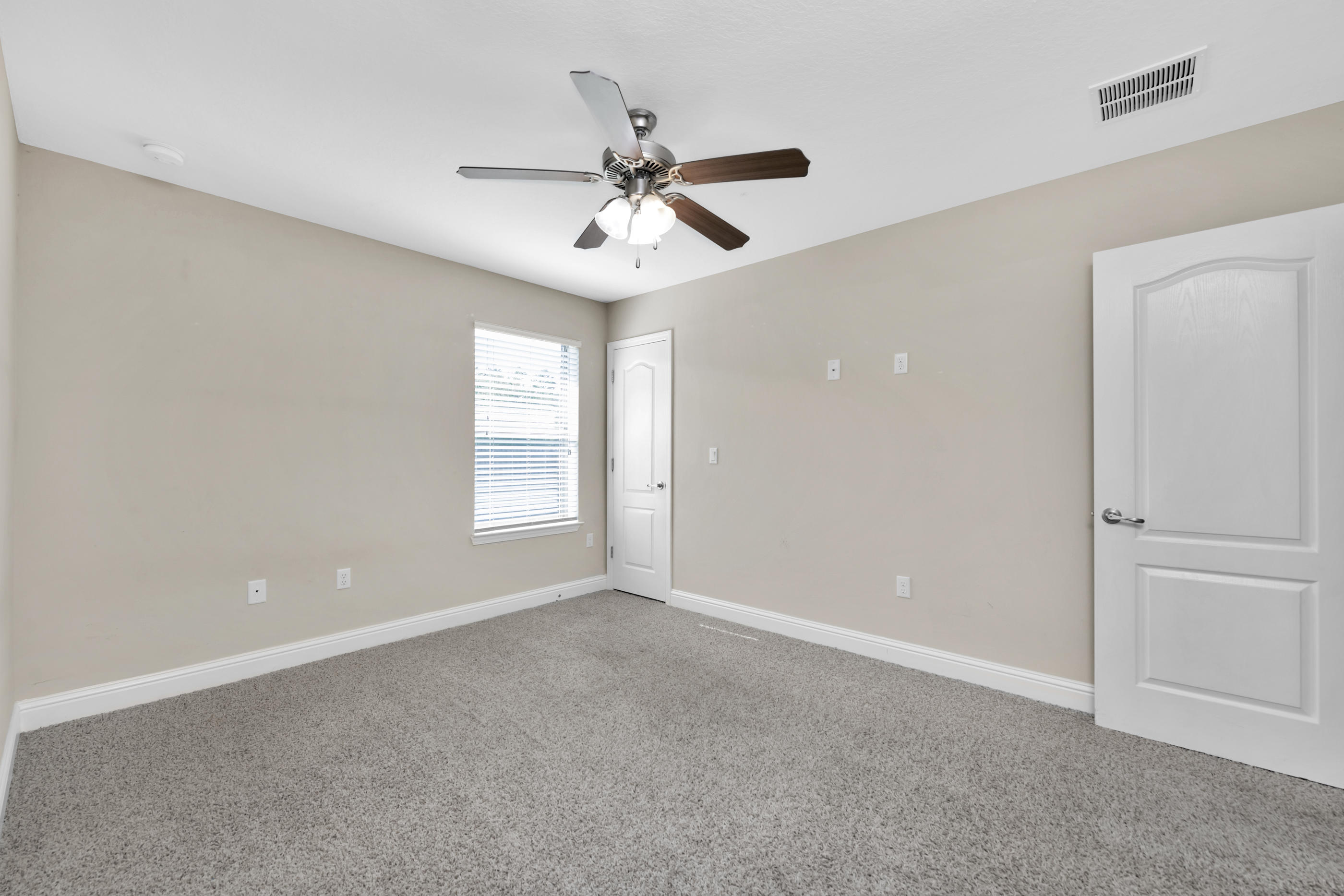 THE MEADOWS - Residential