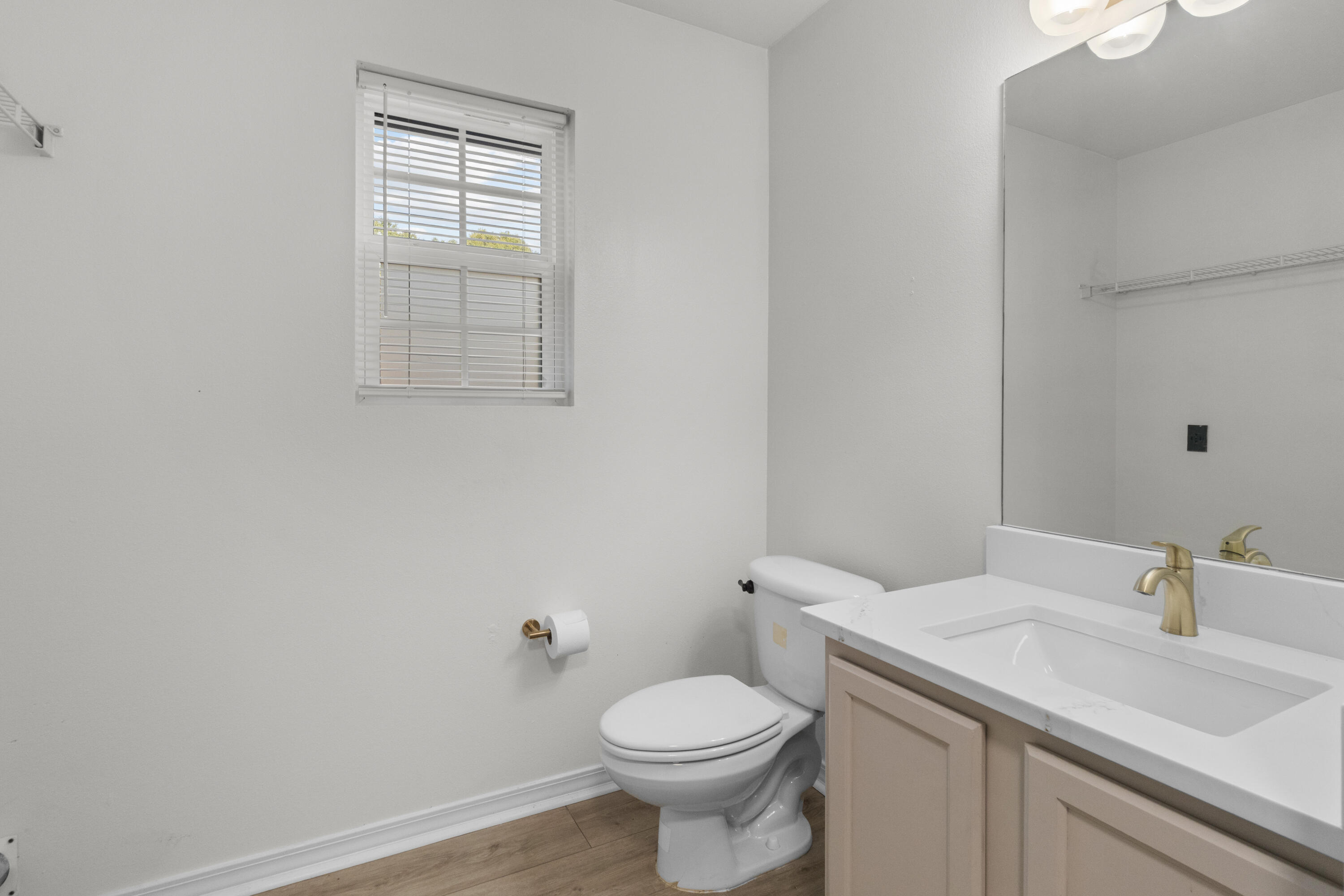 KINGS PORT LOT 7 - Residential