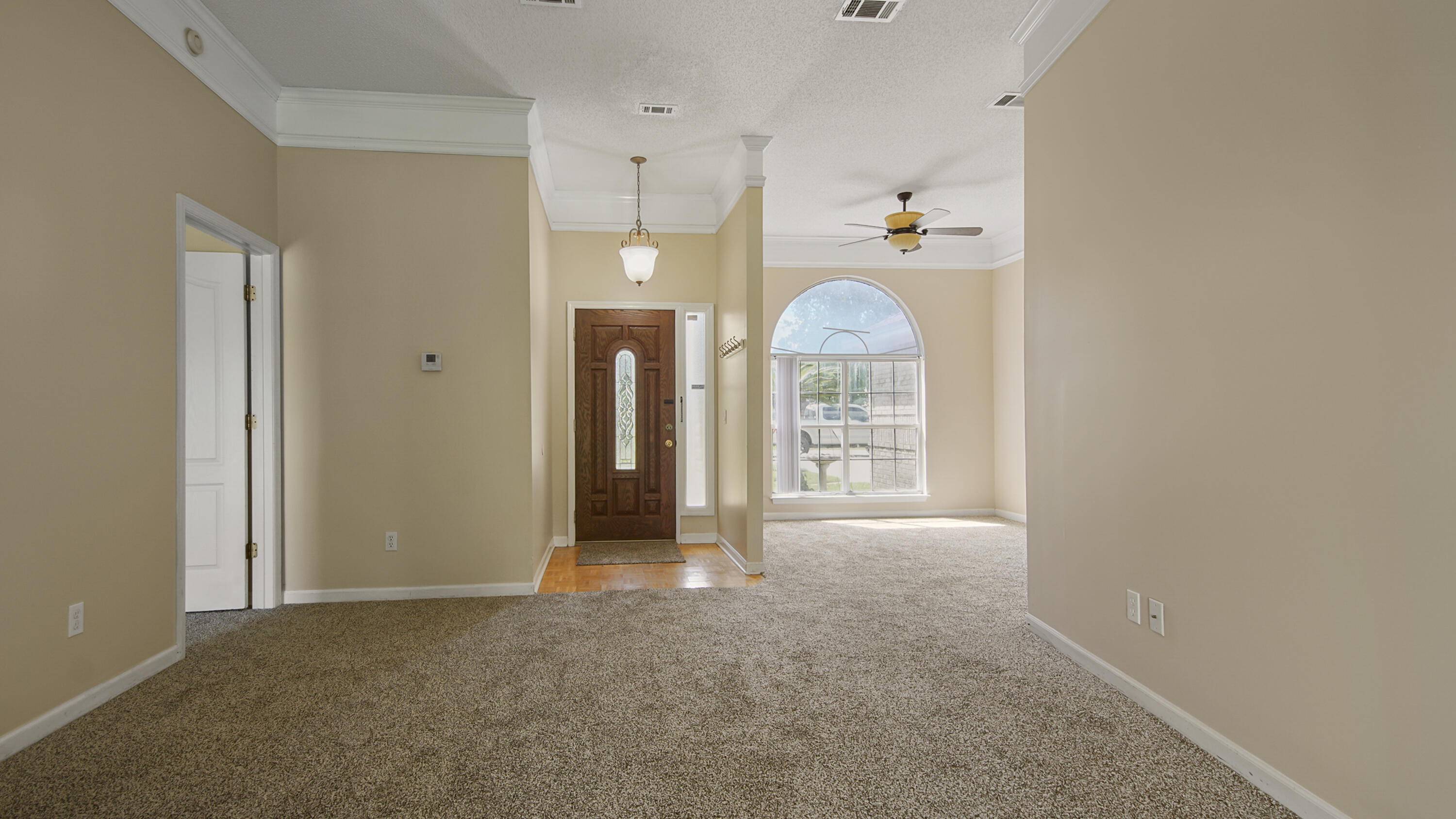 HERITAGE WOODS - Residential