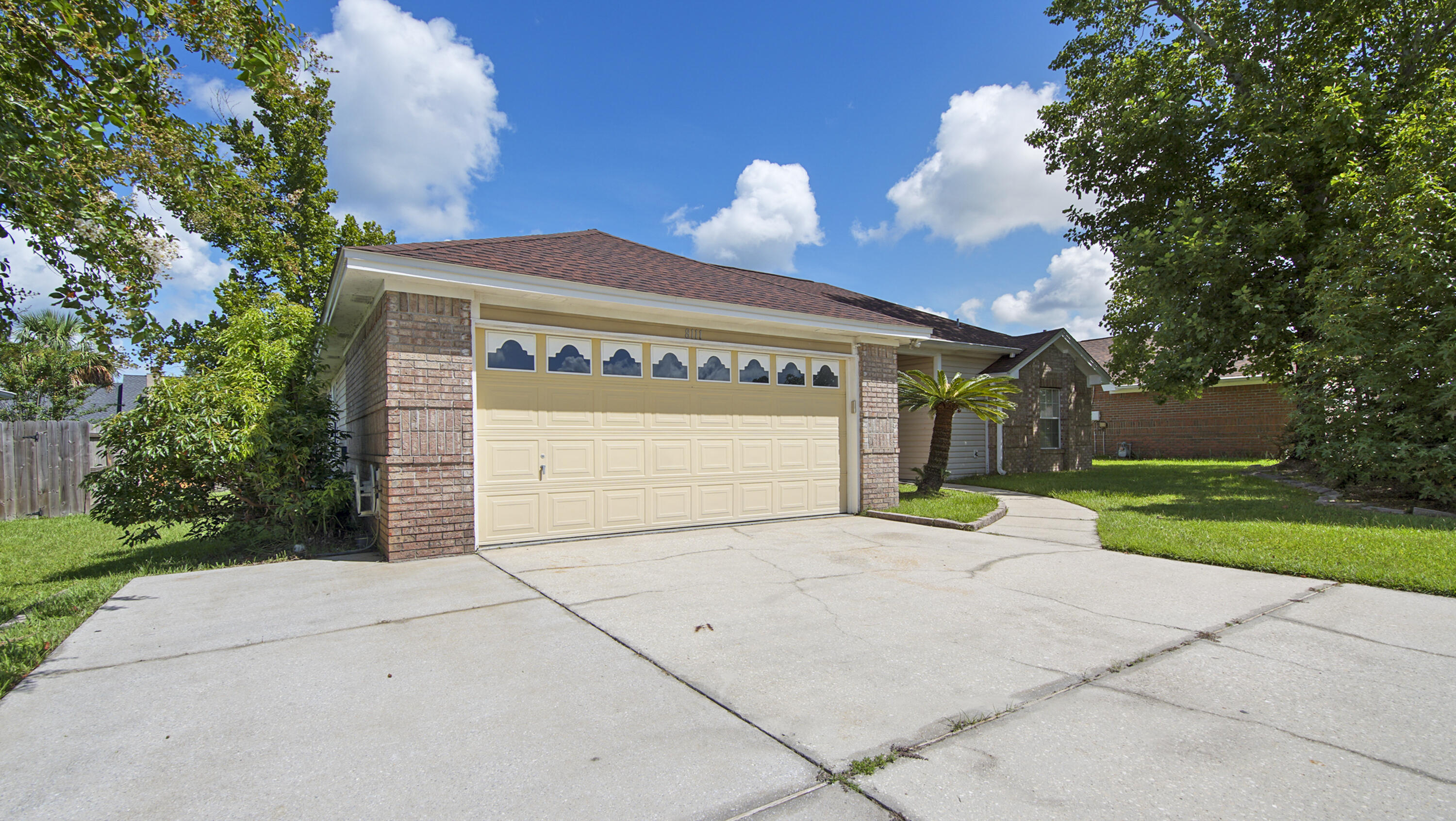 HERITAGE WOODS - Residential