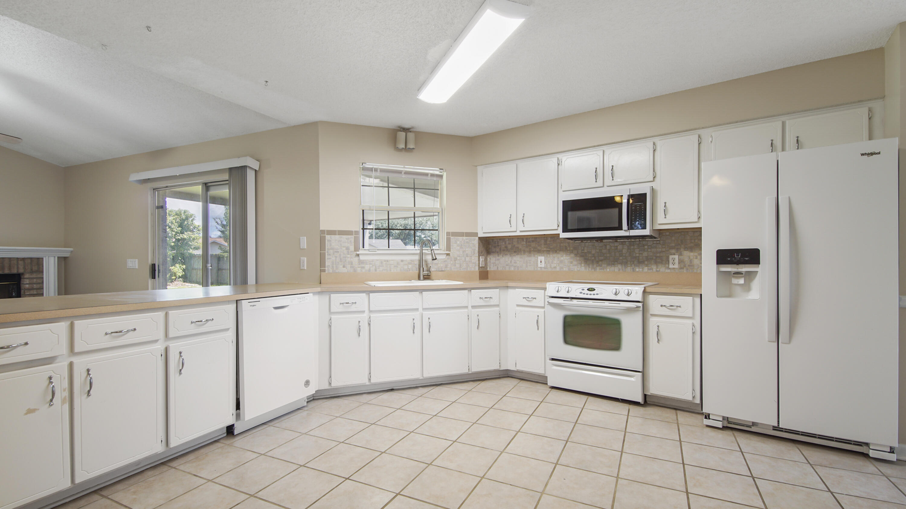 HERITAGE WOODS - Residential