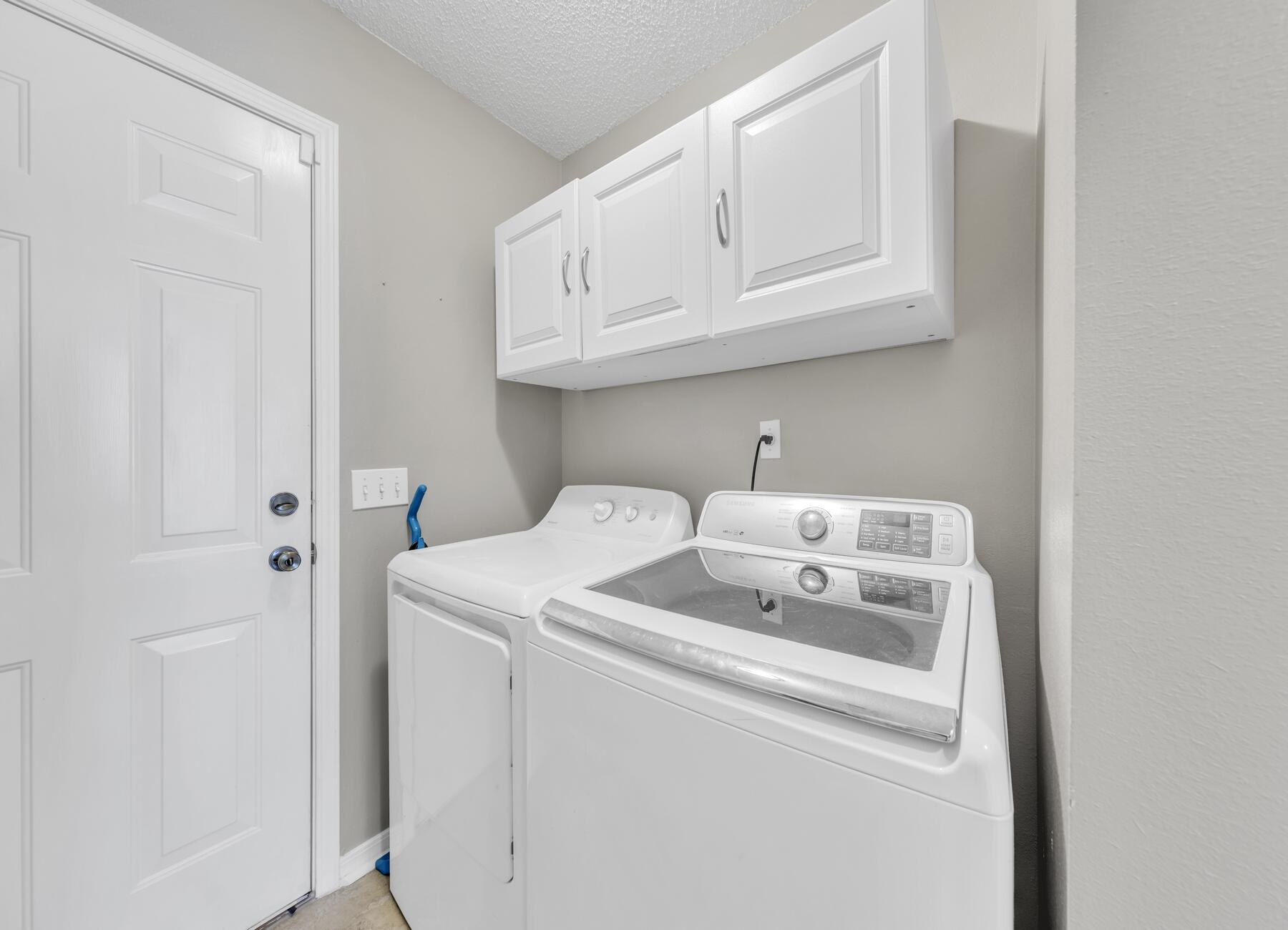 COUNTRYVIEW ESTATES 10TH ADDN - Residential Lease