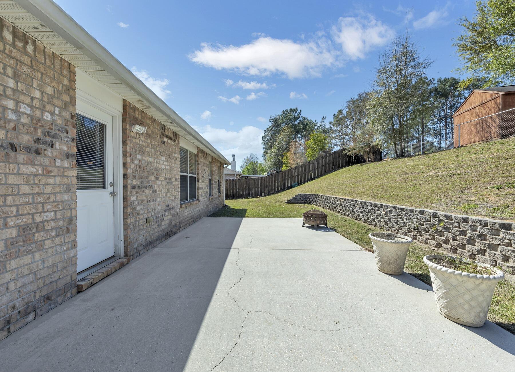 COUNTRYVIEW ESTATES 10TH ADDN - Residential Lease