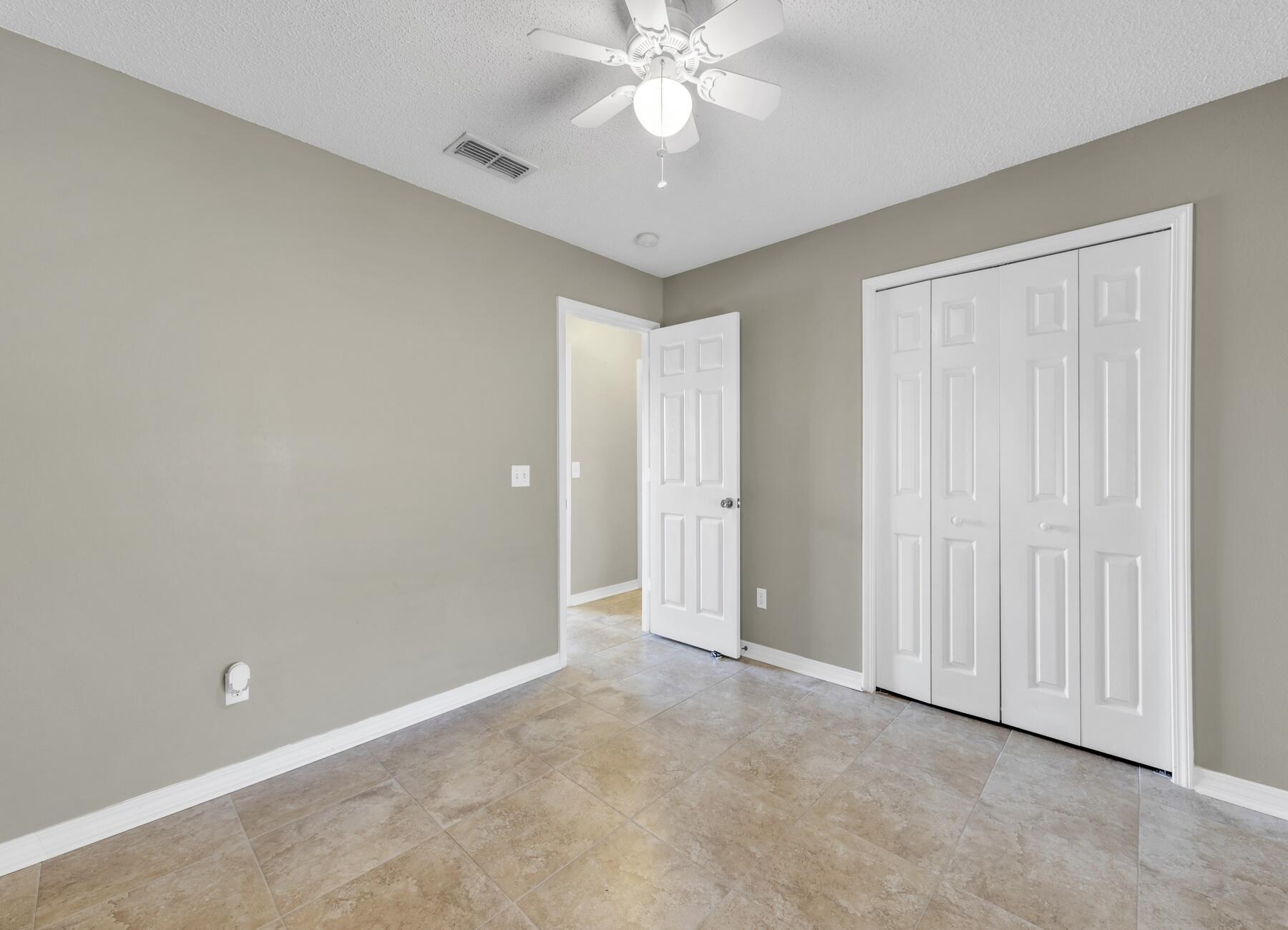 COUNTRYVIEW ESTATES 10TH ADDN - Residential Lease