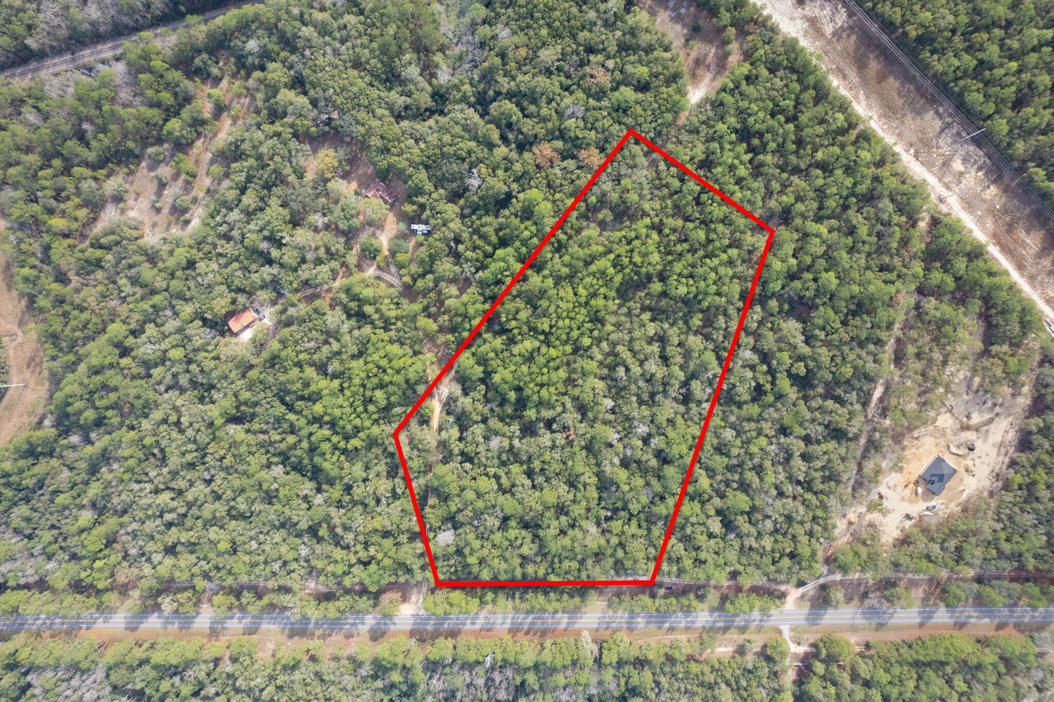 METES & BOUNDS - Land